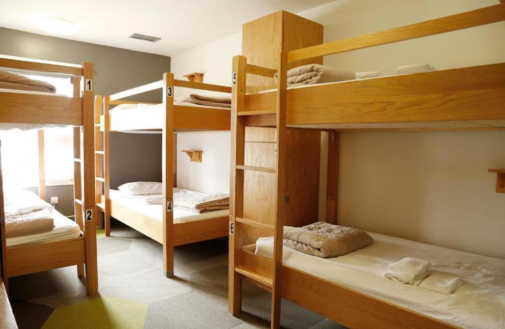 HI Calgary City Centre - Hostel