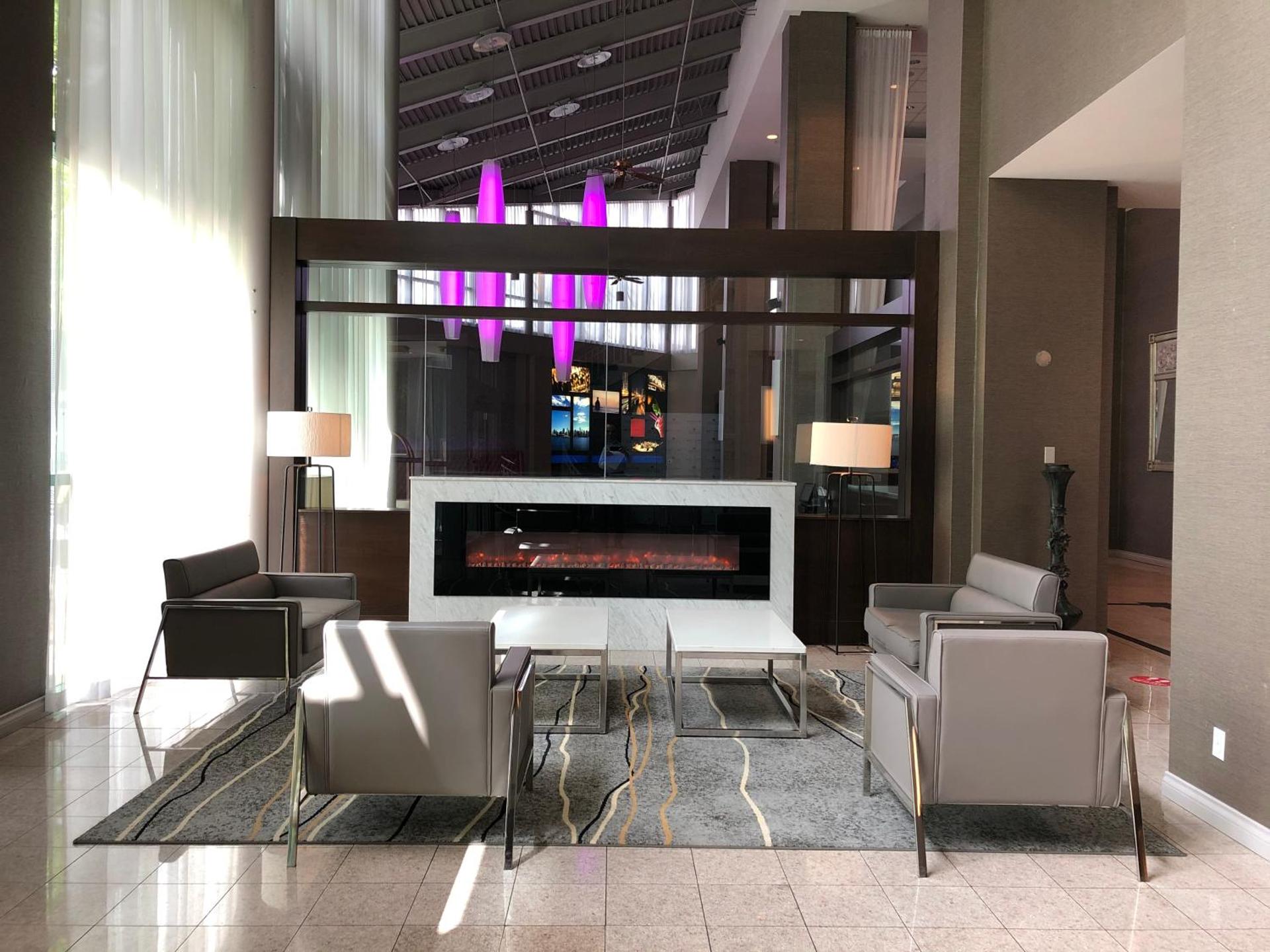 Executive Plaza Hotel & Conference Centre, Metro Vancouver