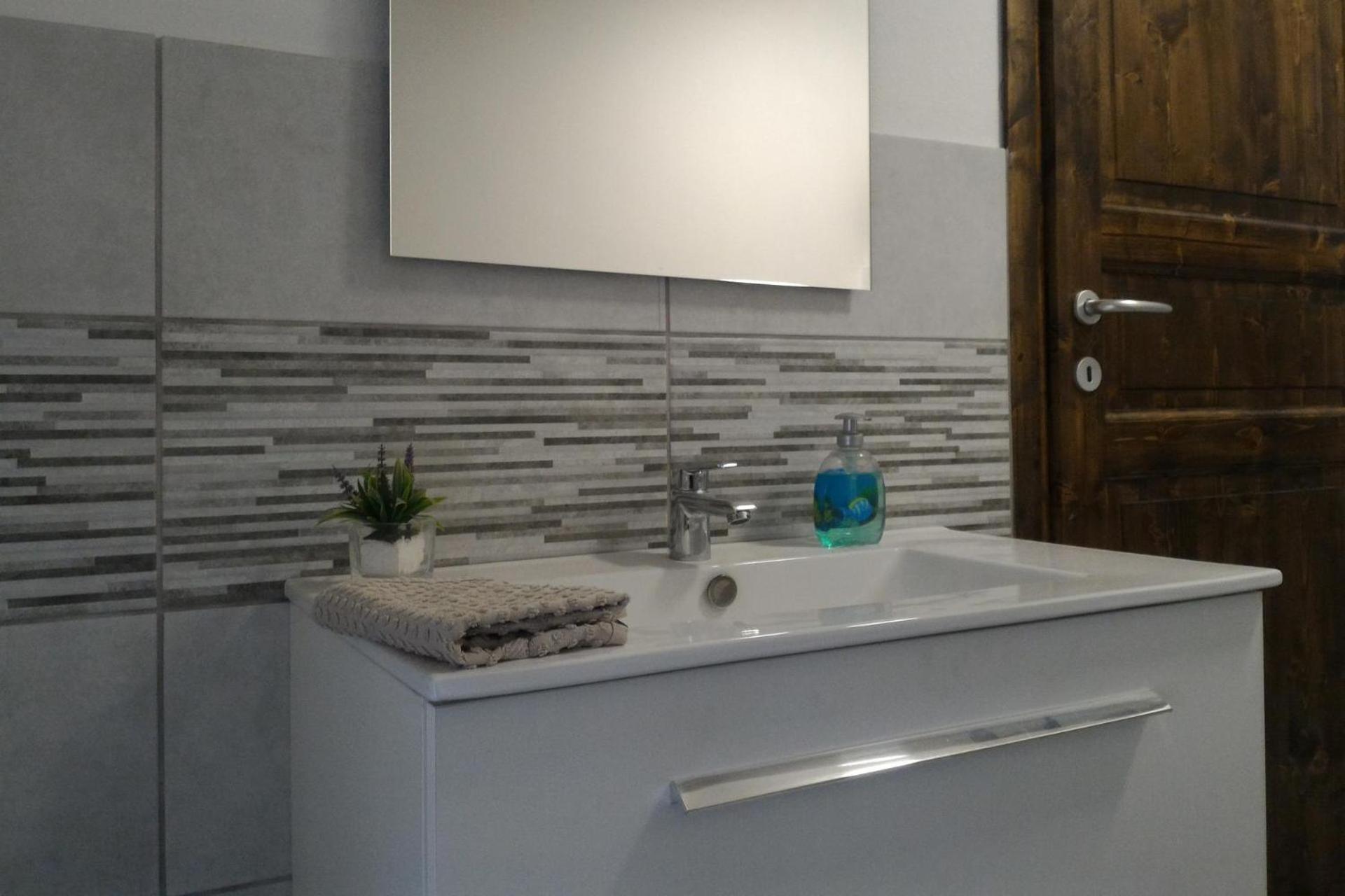 Corona Bed & Breakfast