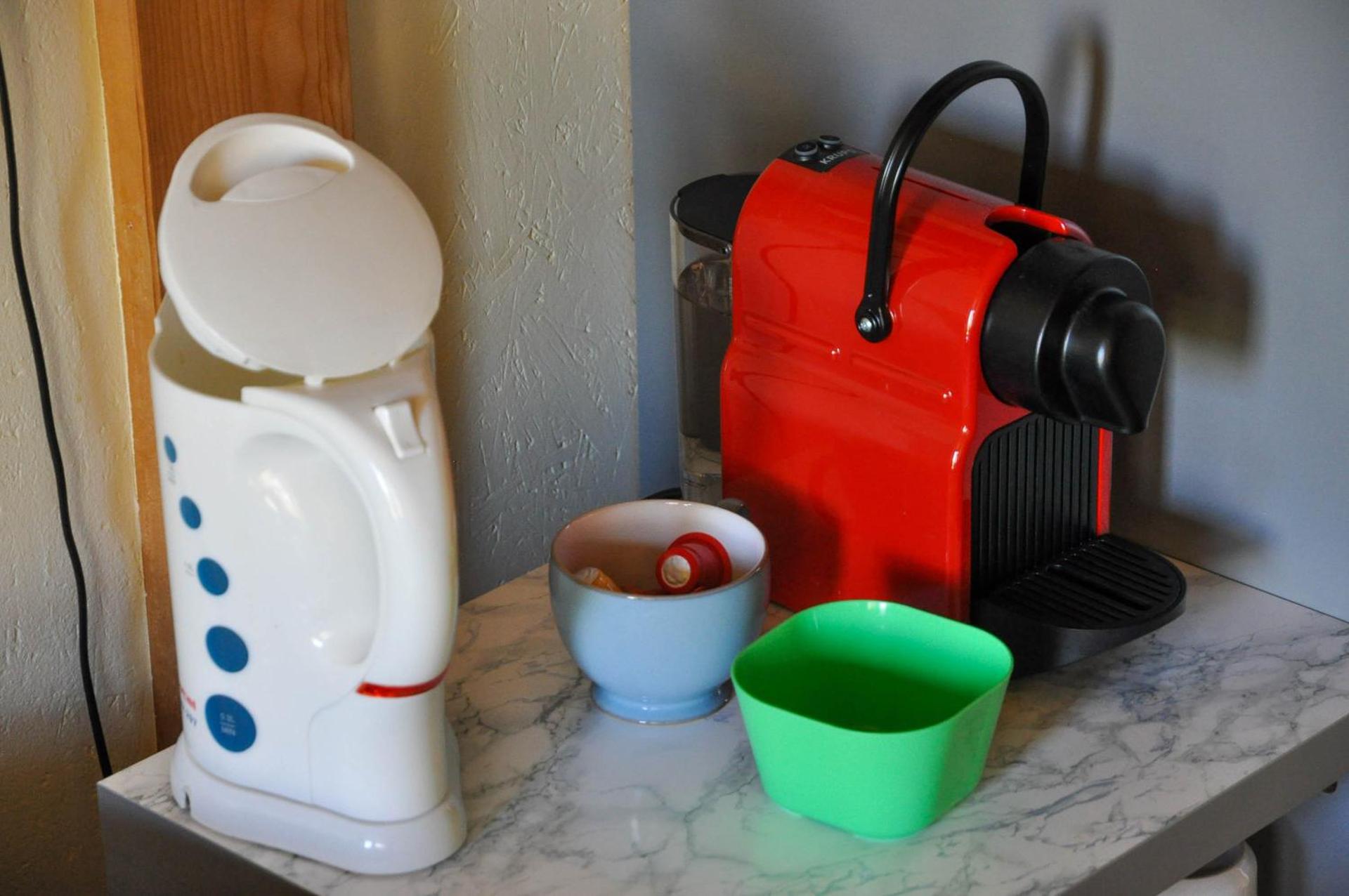 Coffee/tea facilities