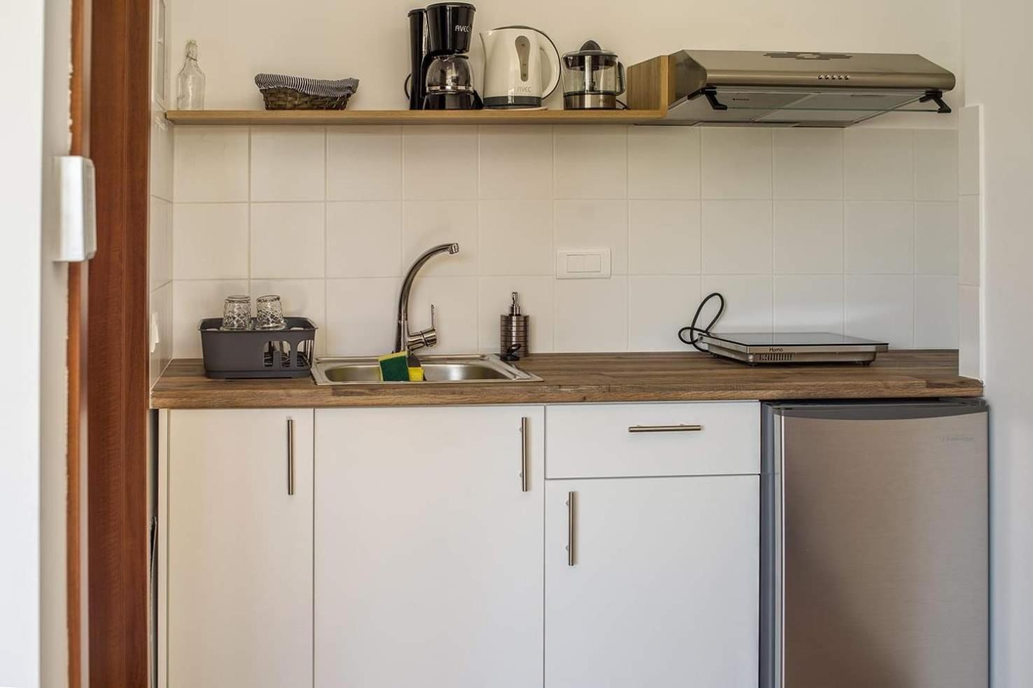 Family Room with Garden View