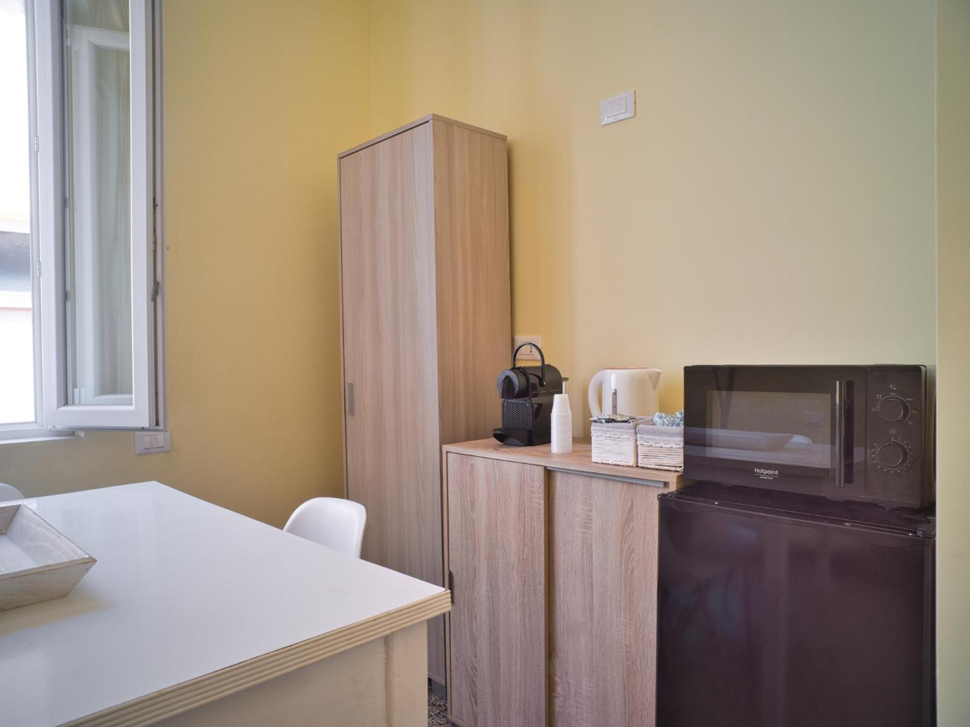 Communal lounge/ TV room