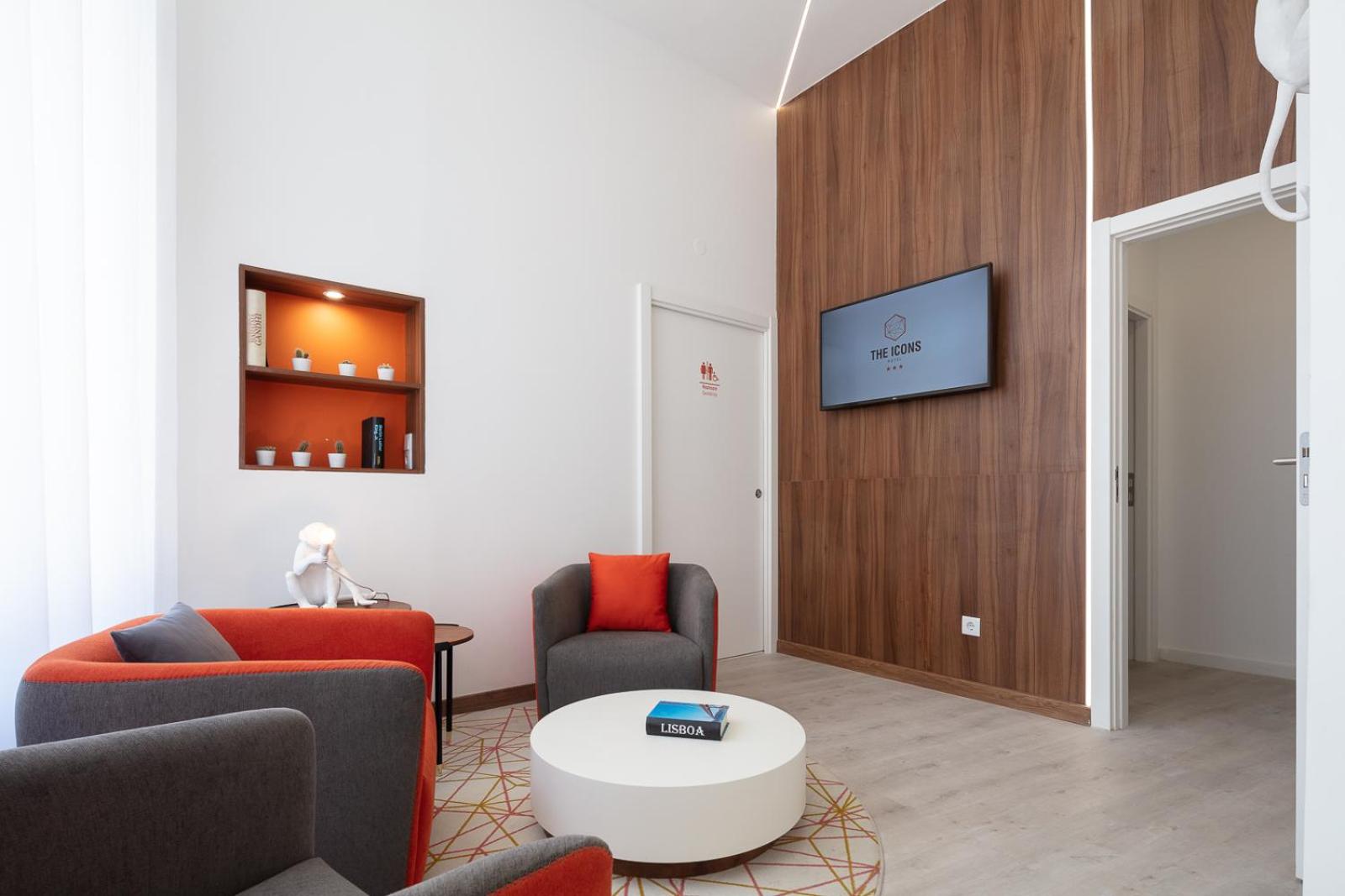 Communal lounge/ TV room