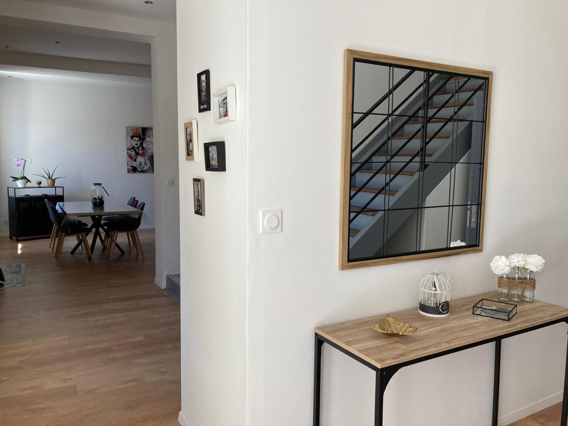 Le quai de St Pierre