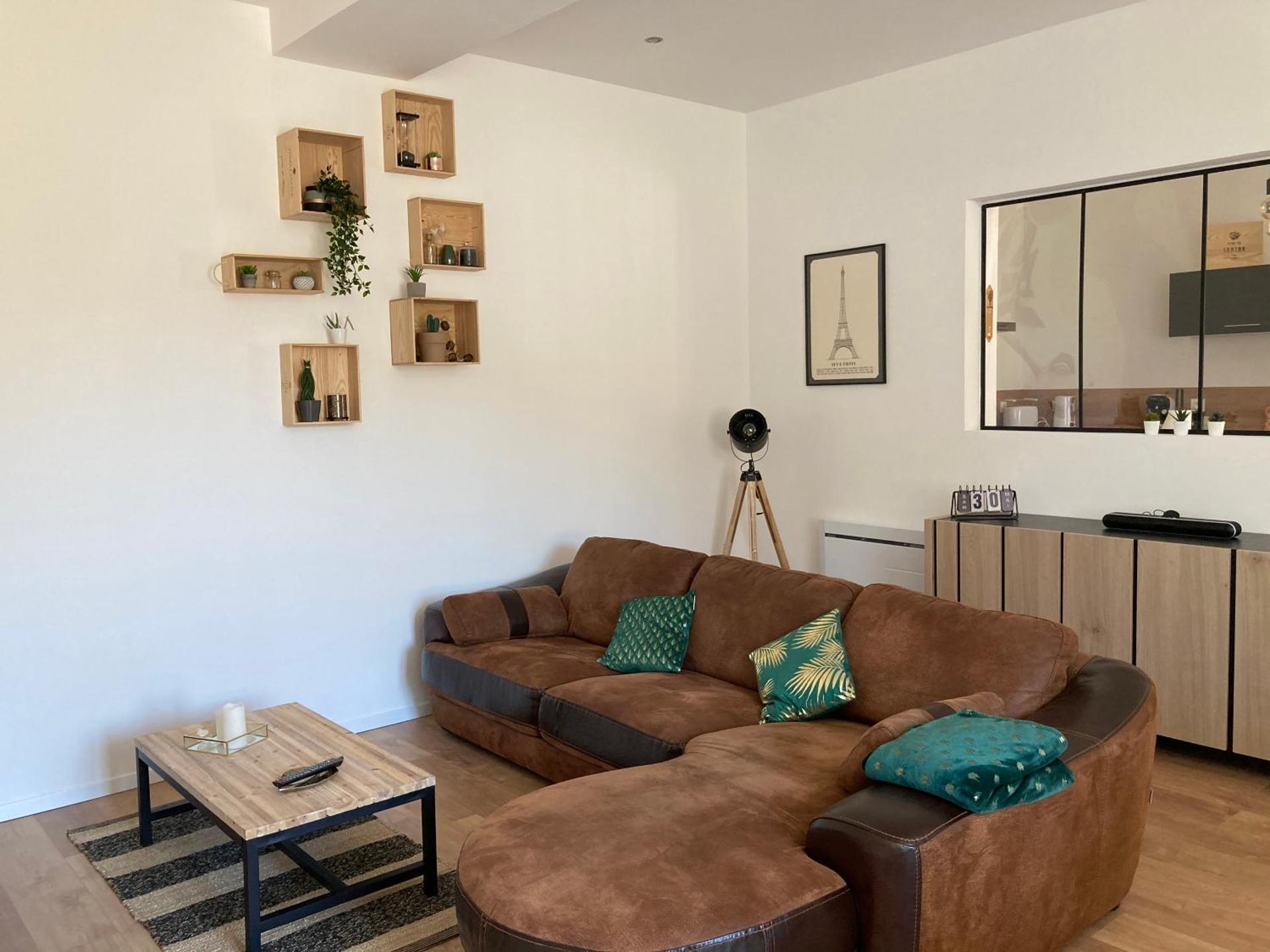 Le quai de St Pierre