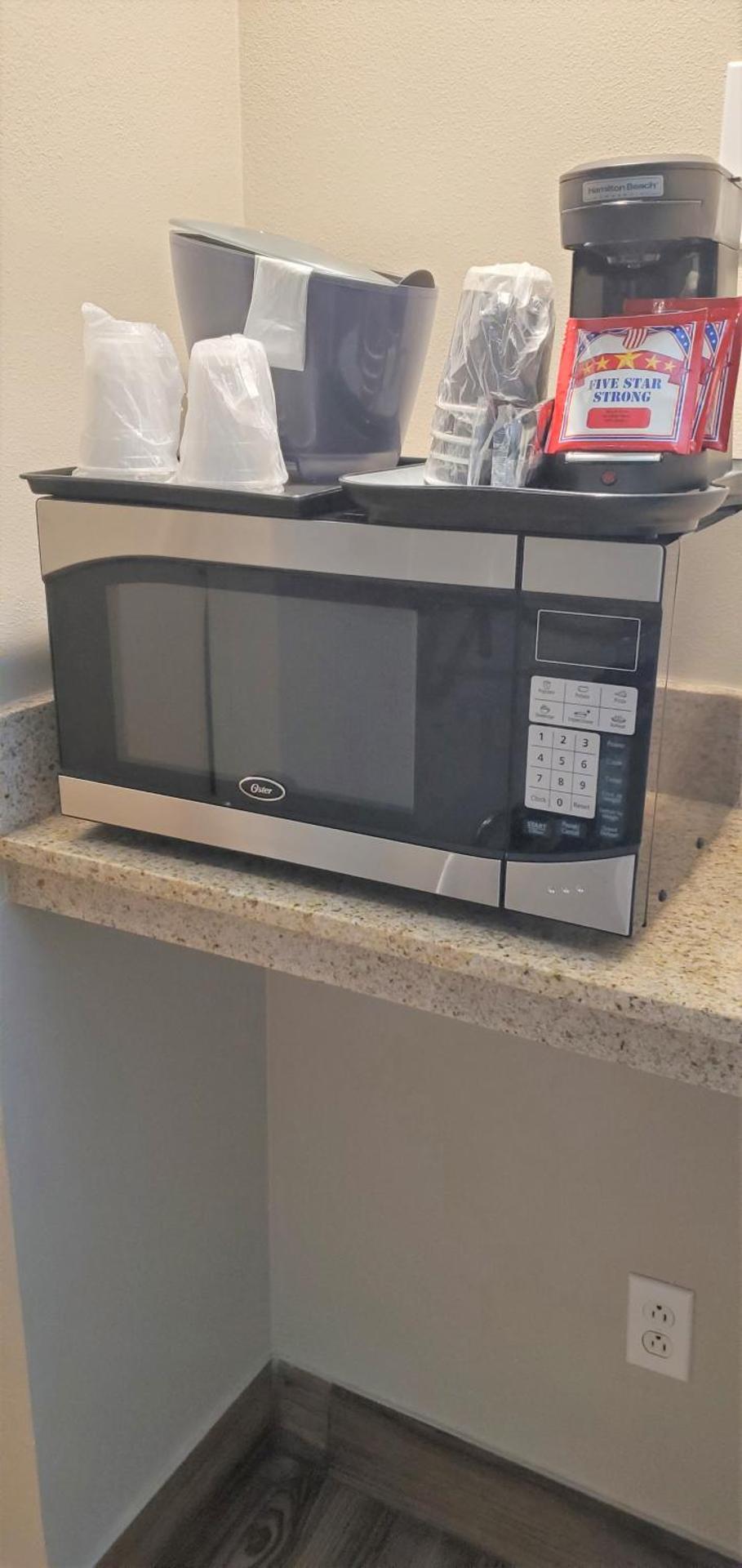 Deluxe King Room - Non-Smoking