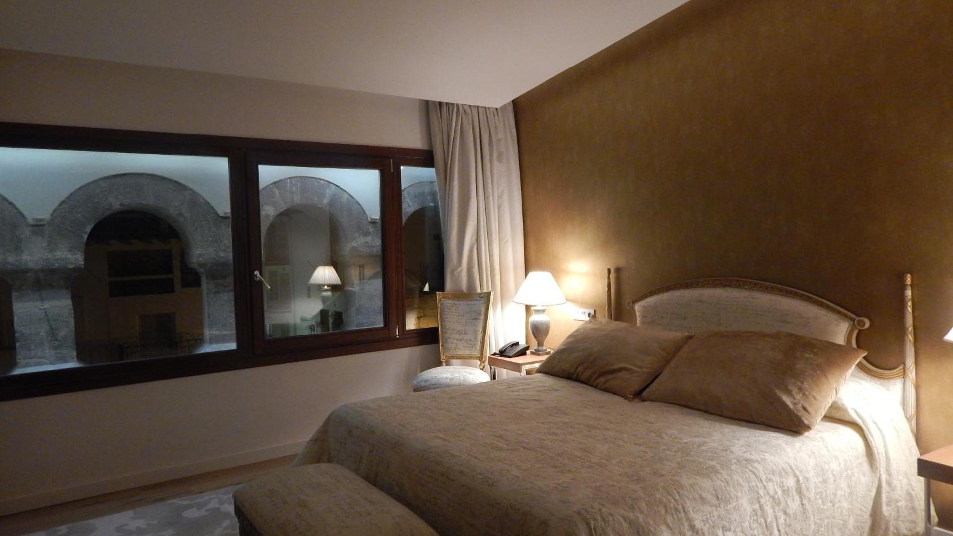 Hotel Palau dels Osset