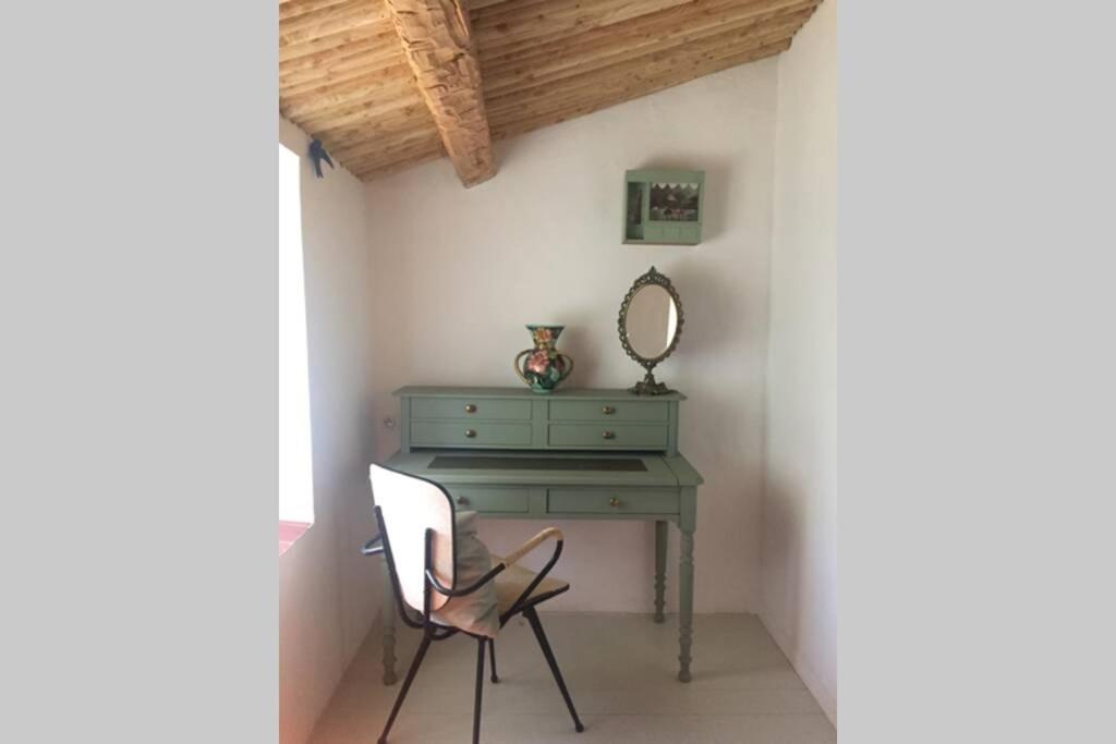 GITE COCOTTE LUBERON, FORCALQUIER