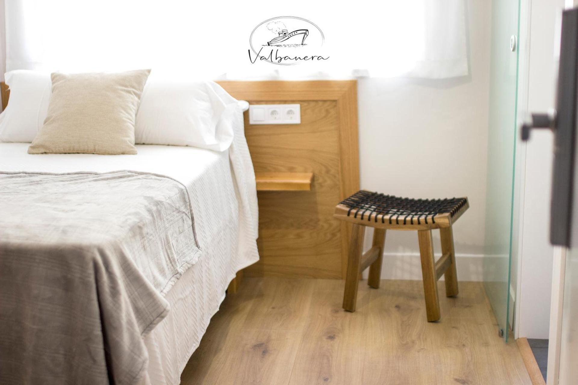 Standard Single Room with Shower