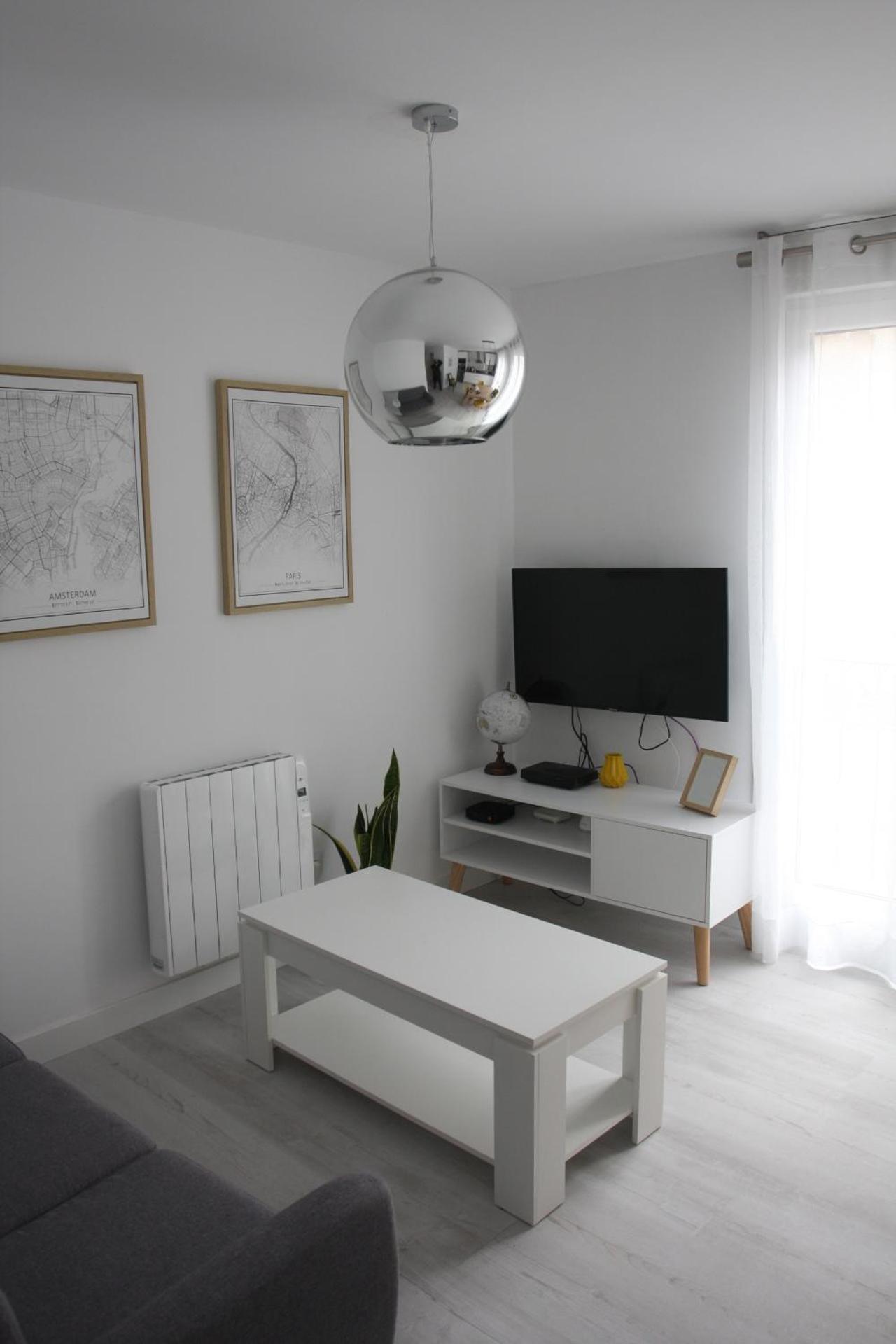 Edificio Privado con Terraza