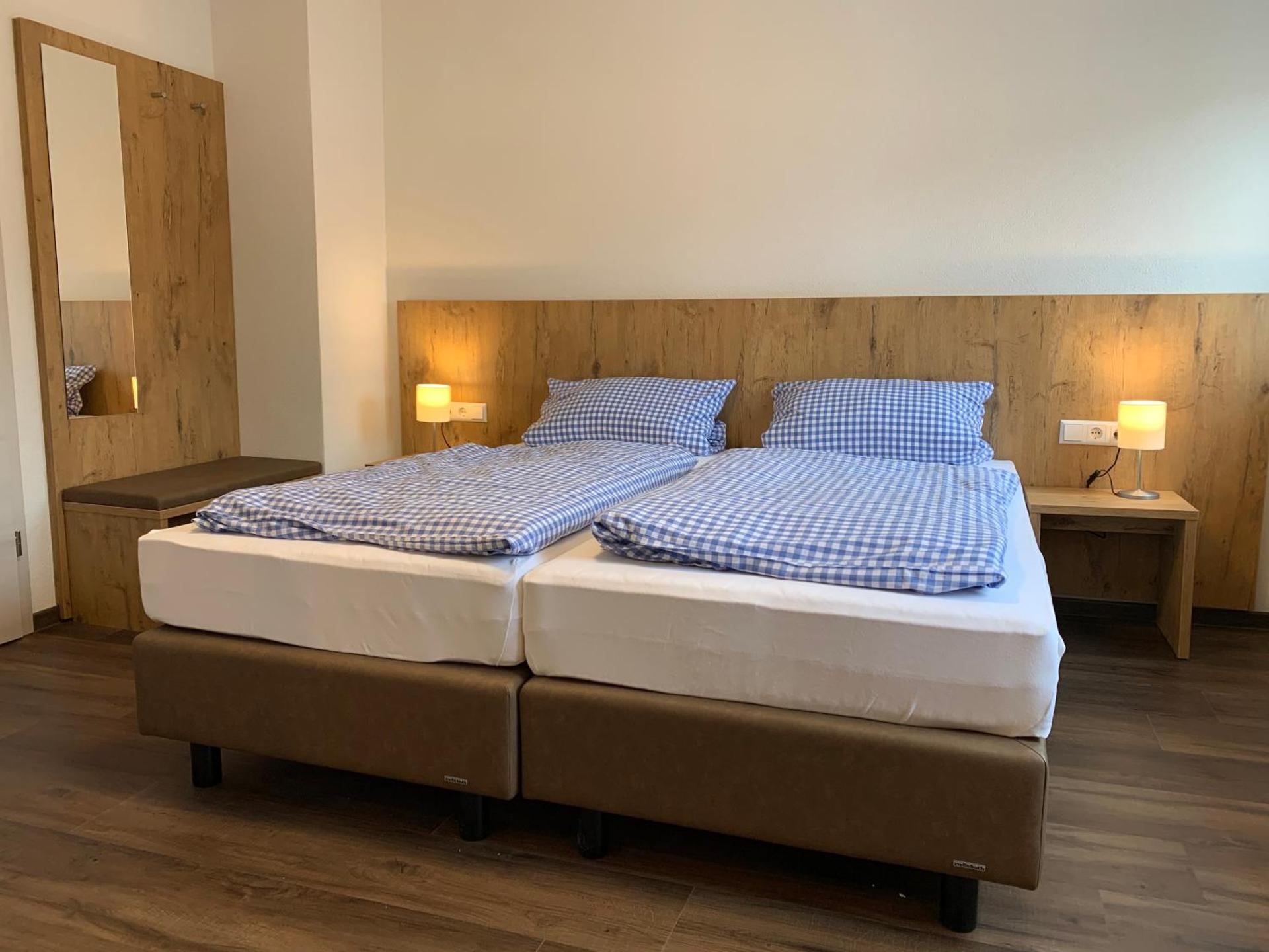 Pension Deckenpfronn