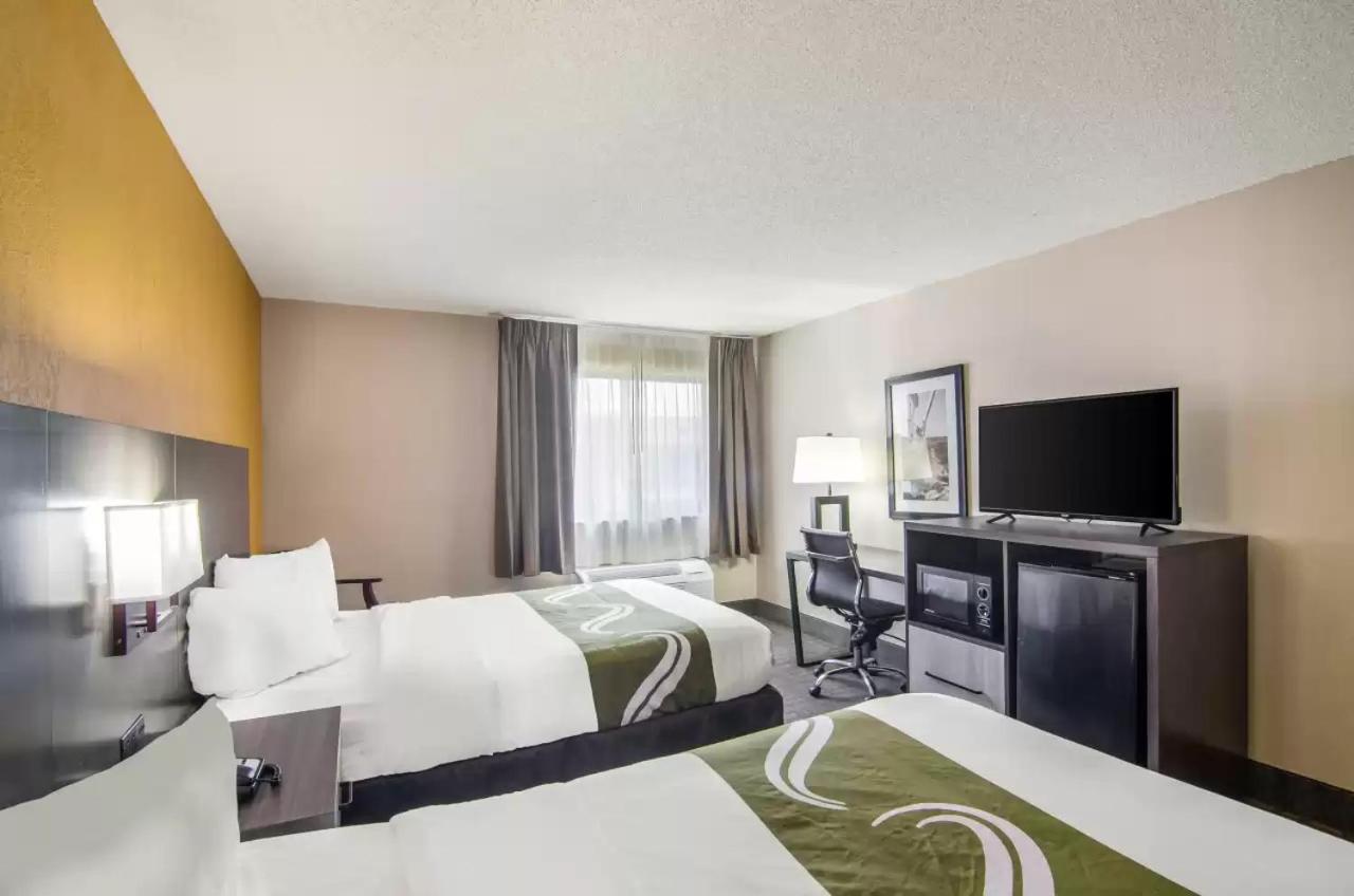 Double Room with Two Double Beds - Non-Smoking