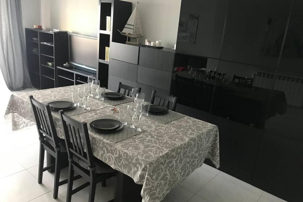 The pleasure of living in front of the sea