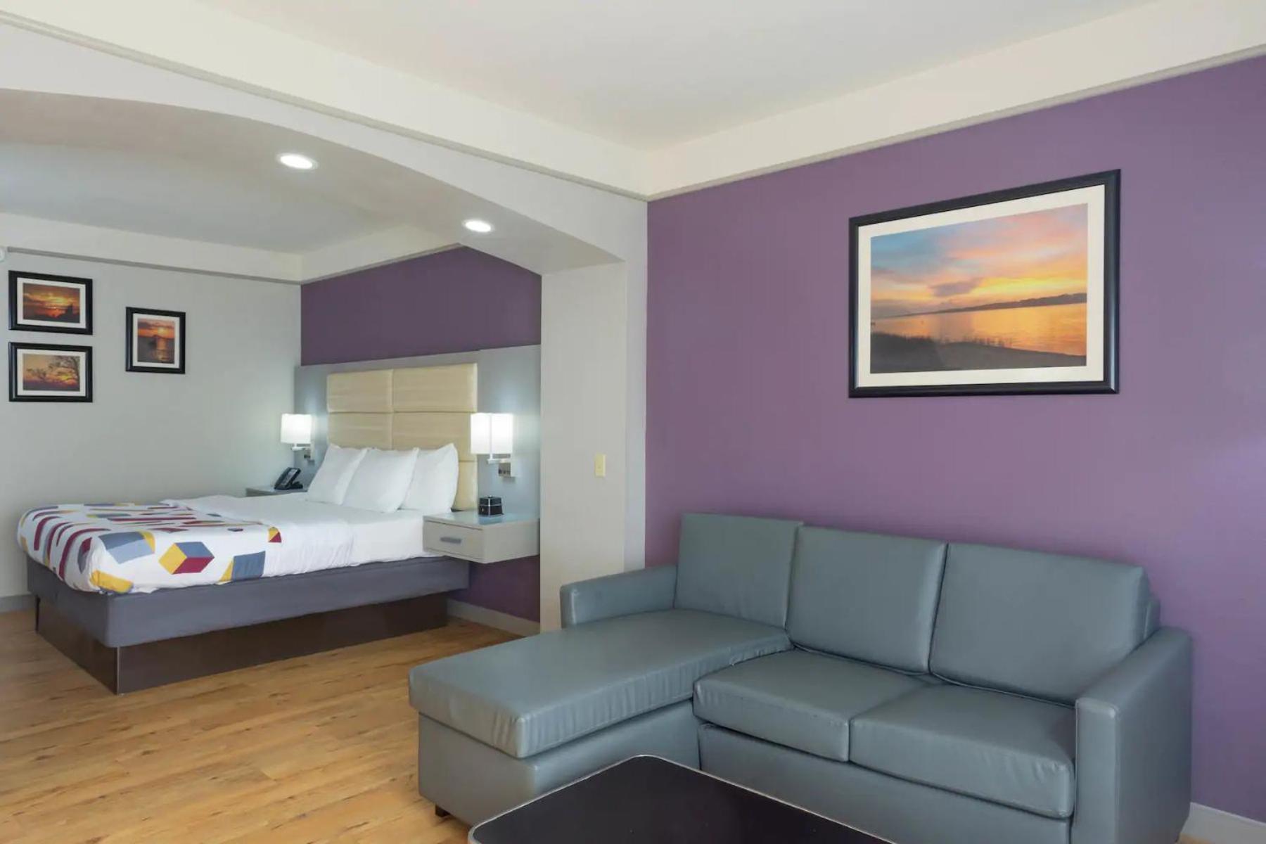 La Quinta by Wyndham Mobile - Daphne