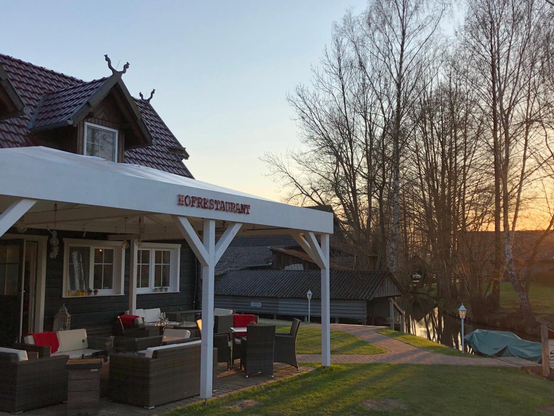 Restaurant/places to eat