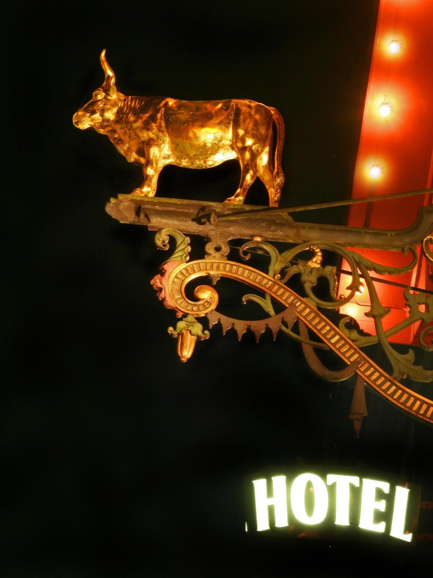 Property logo or sign