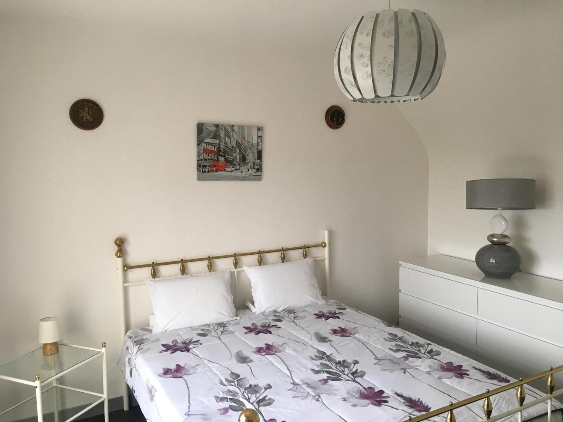 MAISON LES PIEDS DANS L EAU