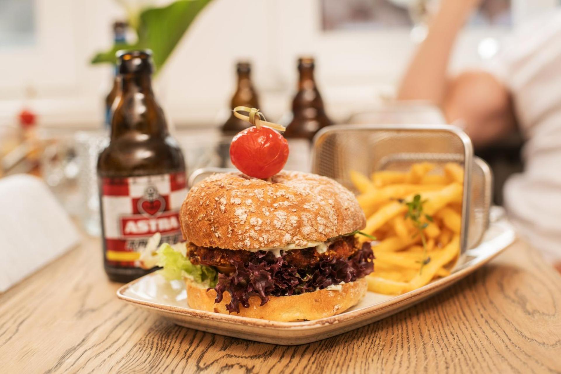 Restaurant/places to eat