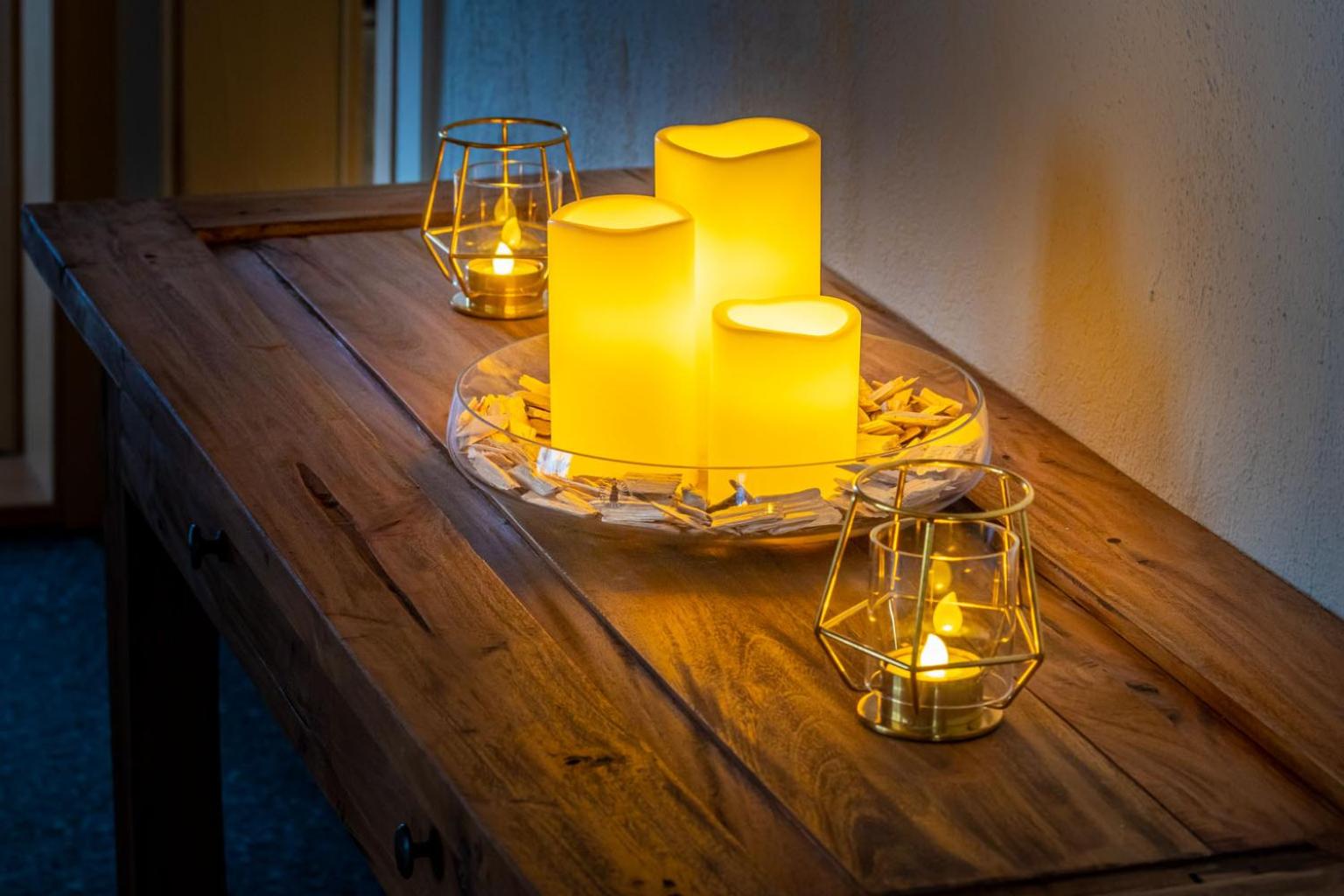 Wasserfallhüsli in Lauterbrunnen, near Interlaken, Mürren, Wengen
