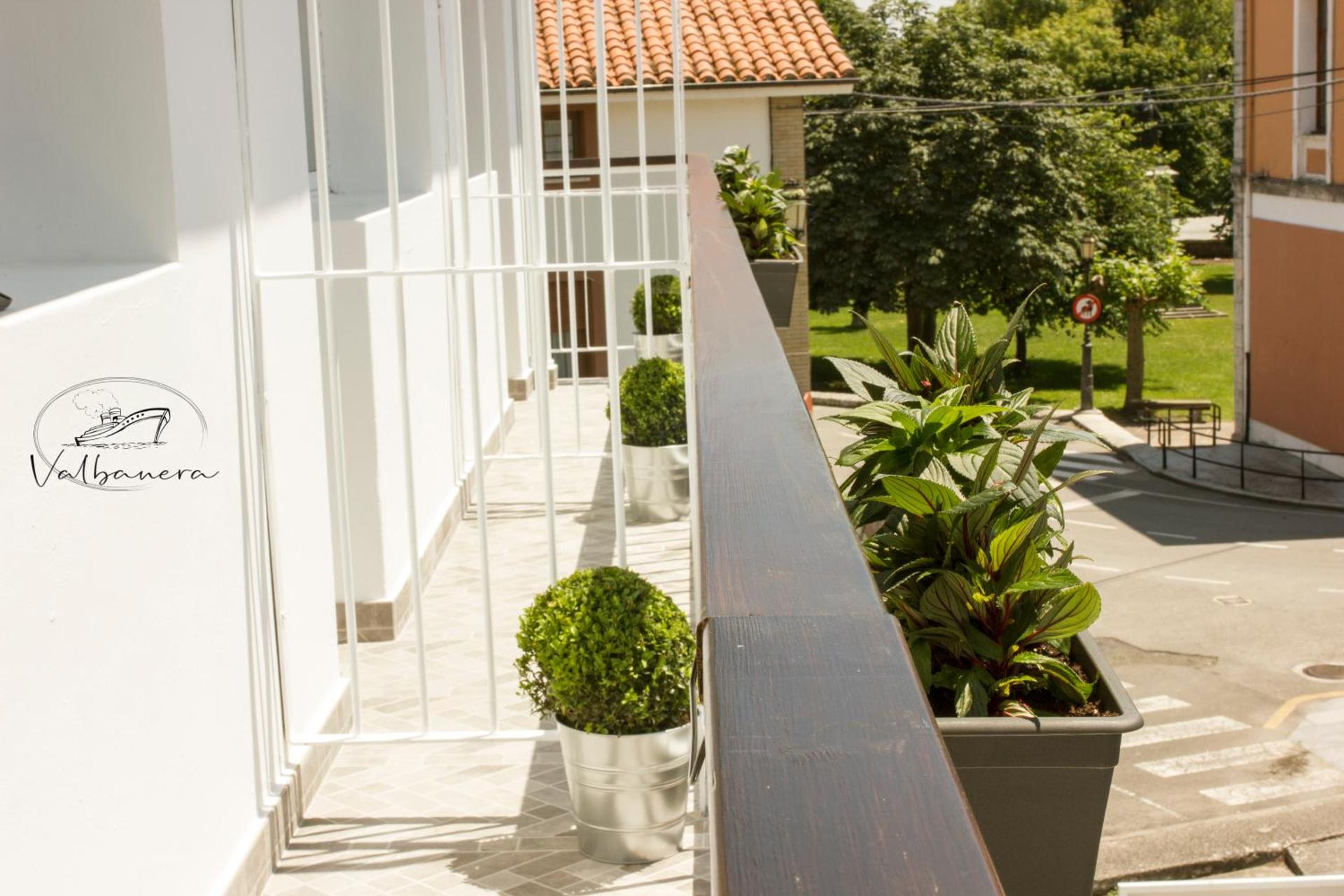 Deluxe Double Room with Shower