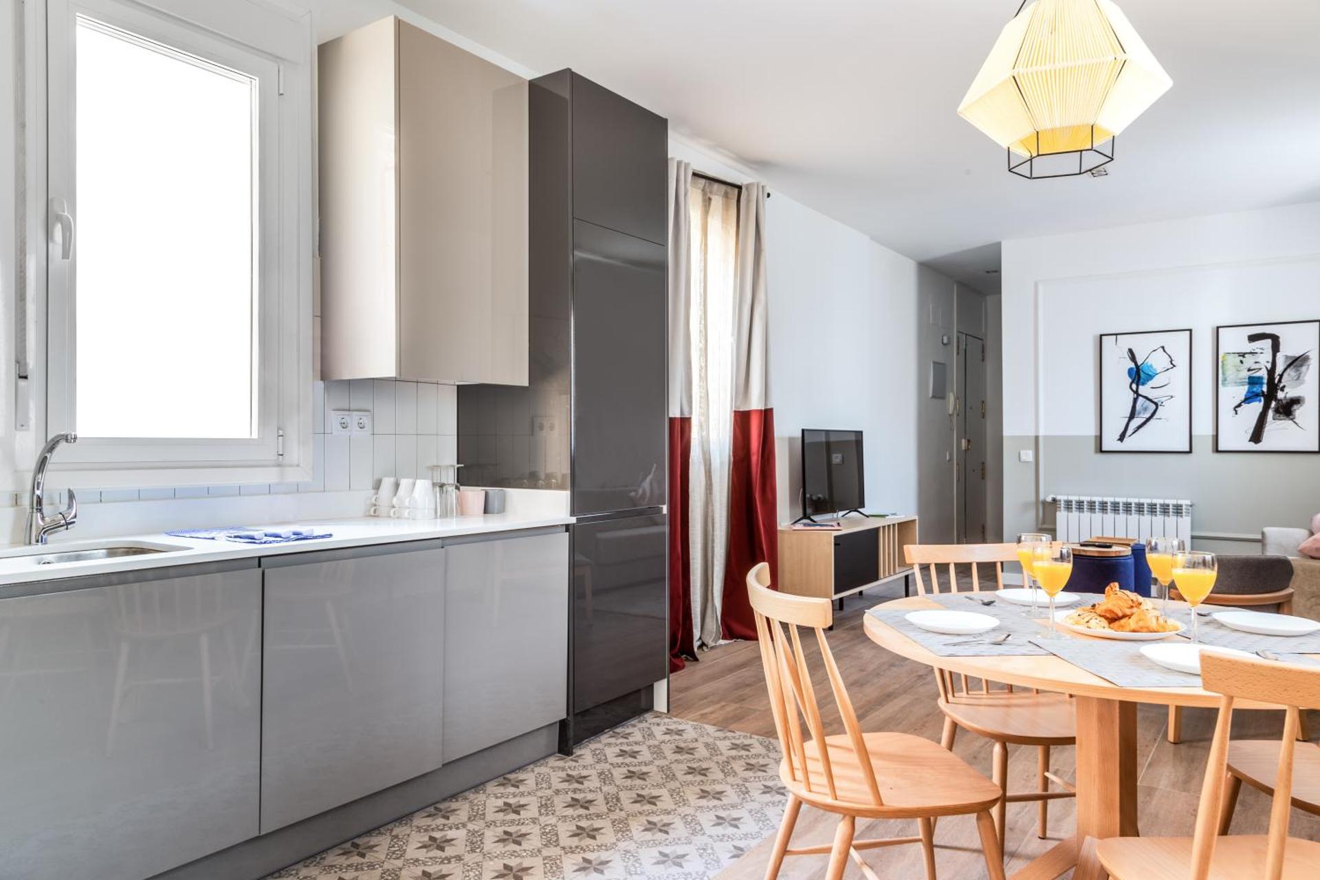 Kitchen or kitchenette