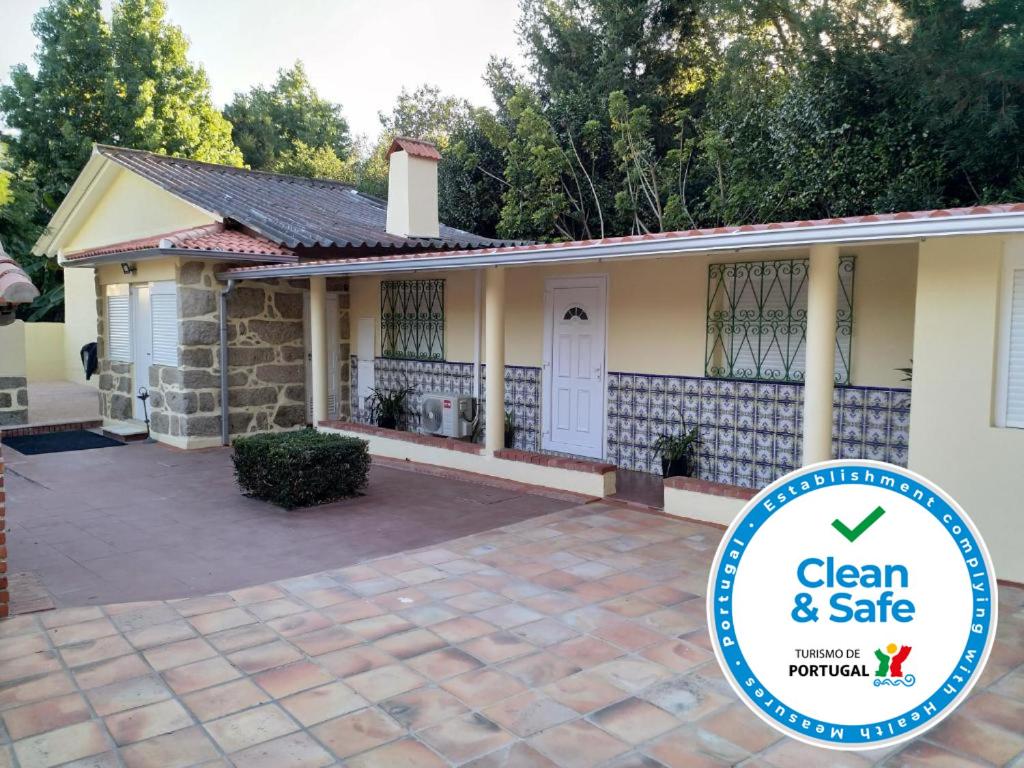 Metro Vilar Suites & Villas