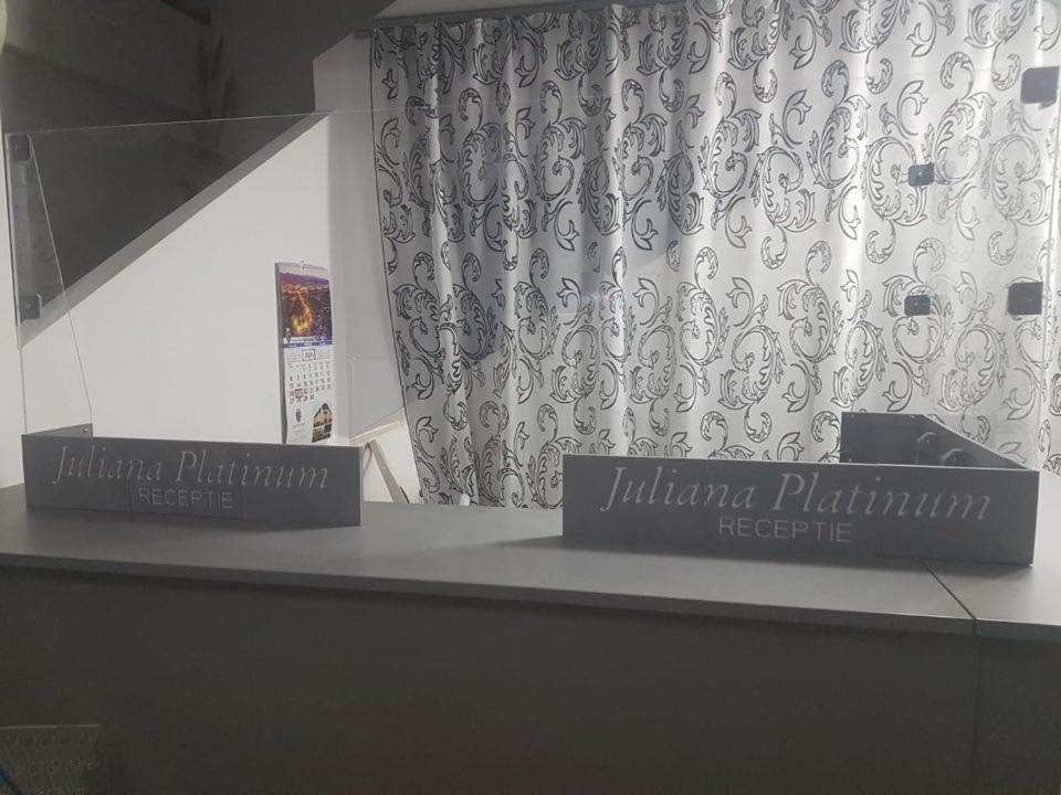 Juliana Platinum Brad