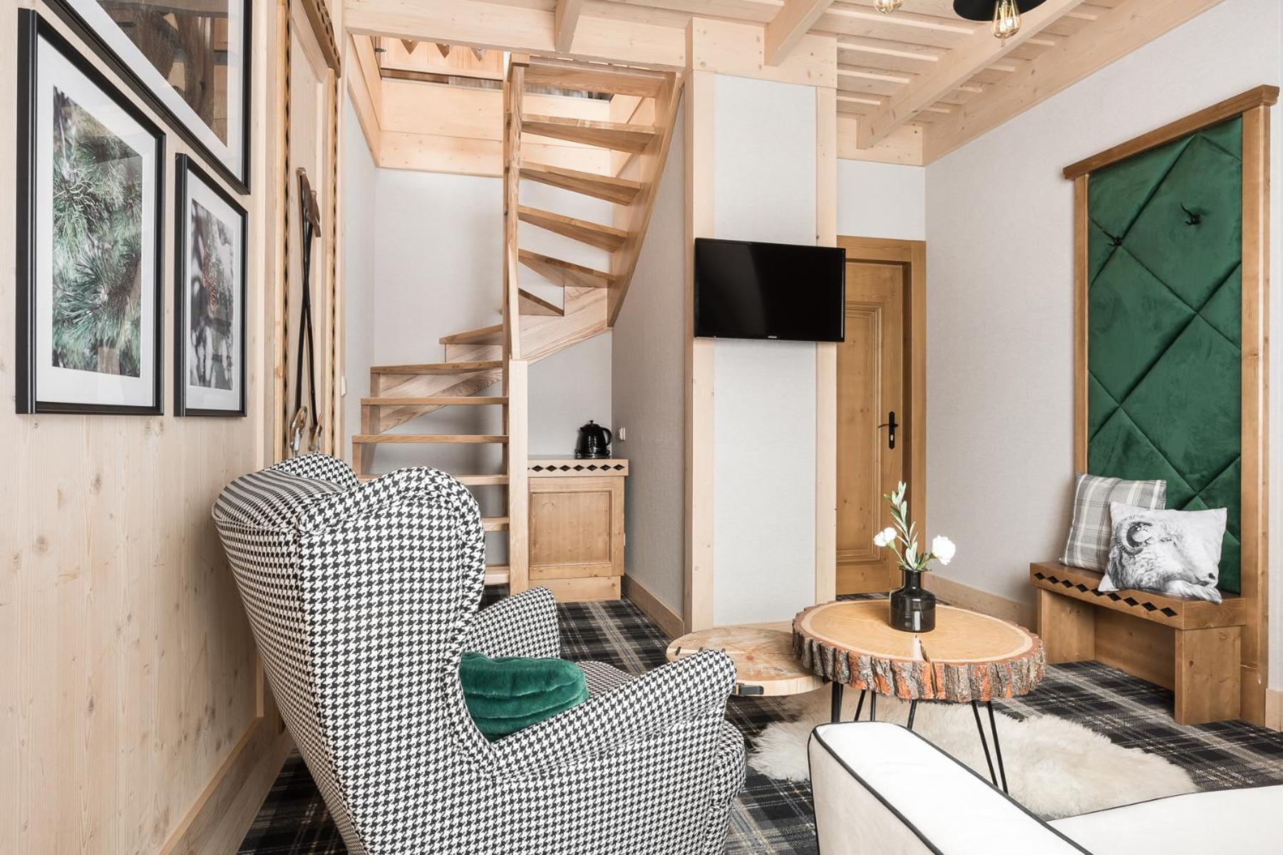 Apartment - Split Level