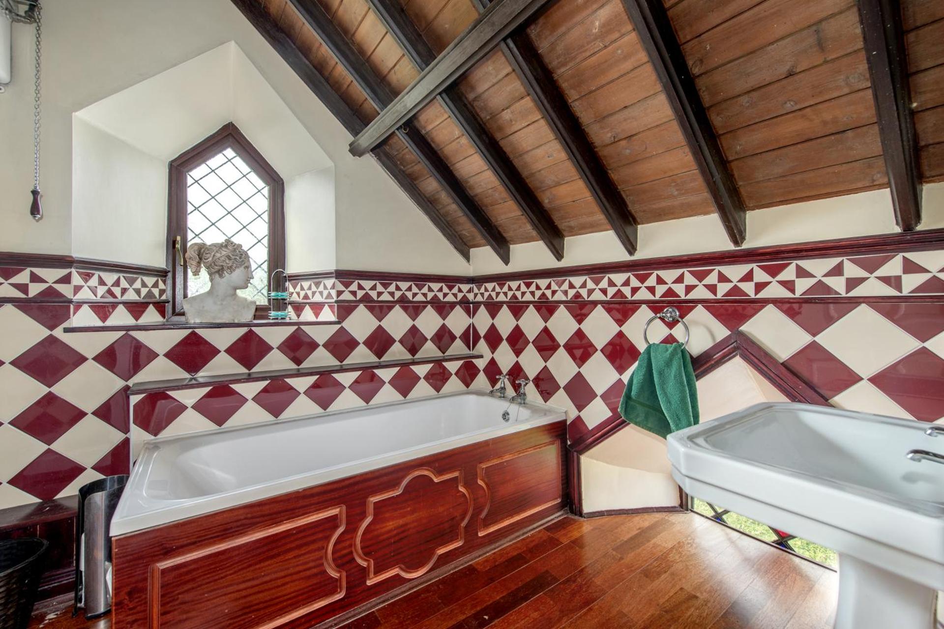 Stunning baptist chapel with concert piano, pets welcome