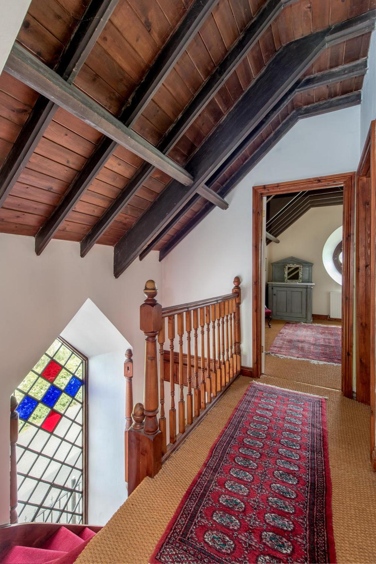 Stunning baptist chapel with concert piano, pets welcome