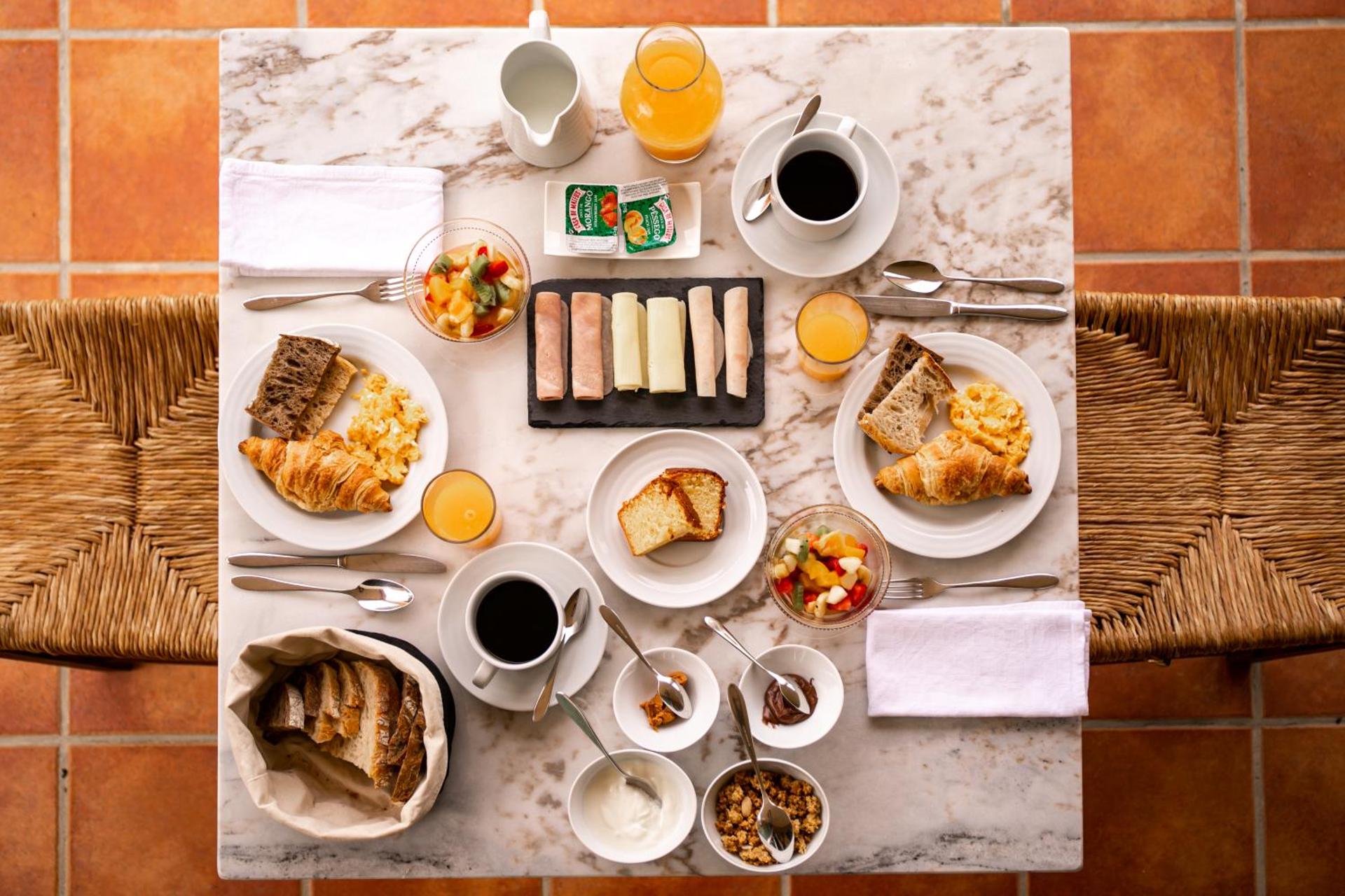 Continental breakfast