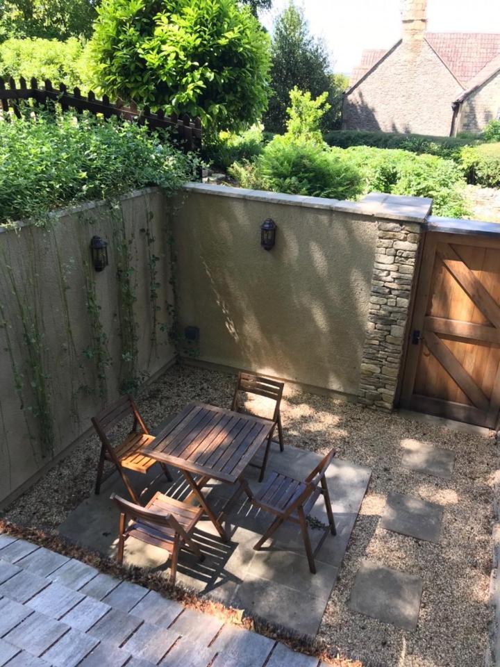 Gatekeepers Lodge, Dyrham Park - Private & Self Contained, deluxe accommodation, 15 mins from Bath