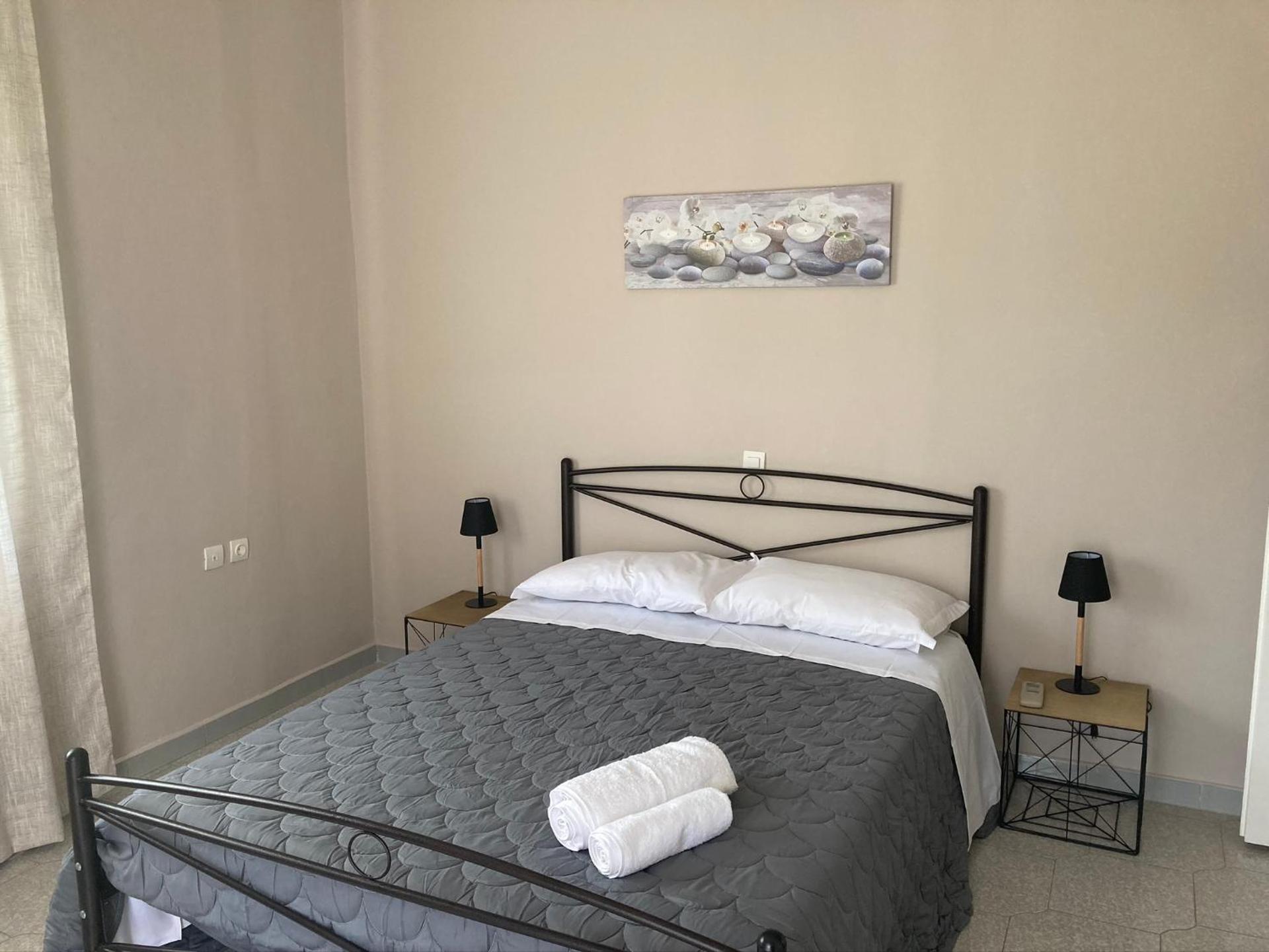 Elegant house by the sea with pool