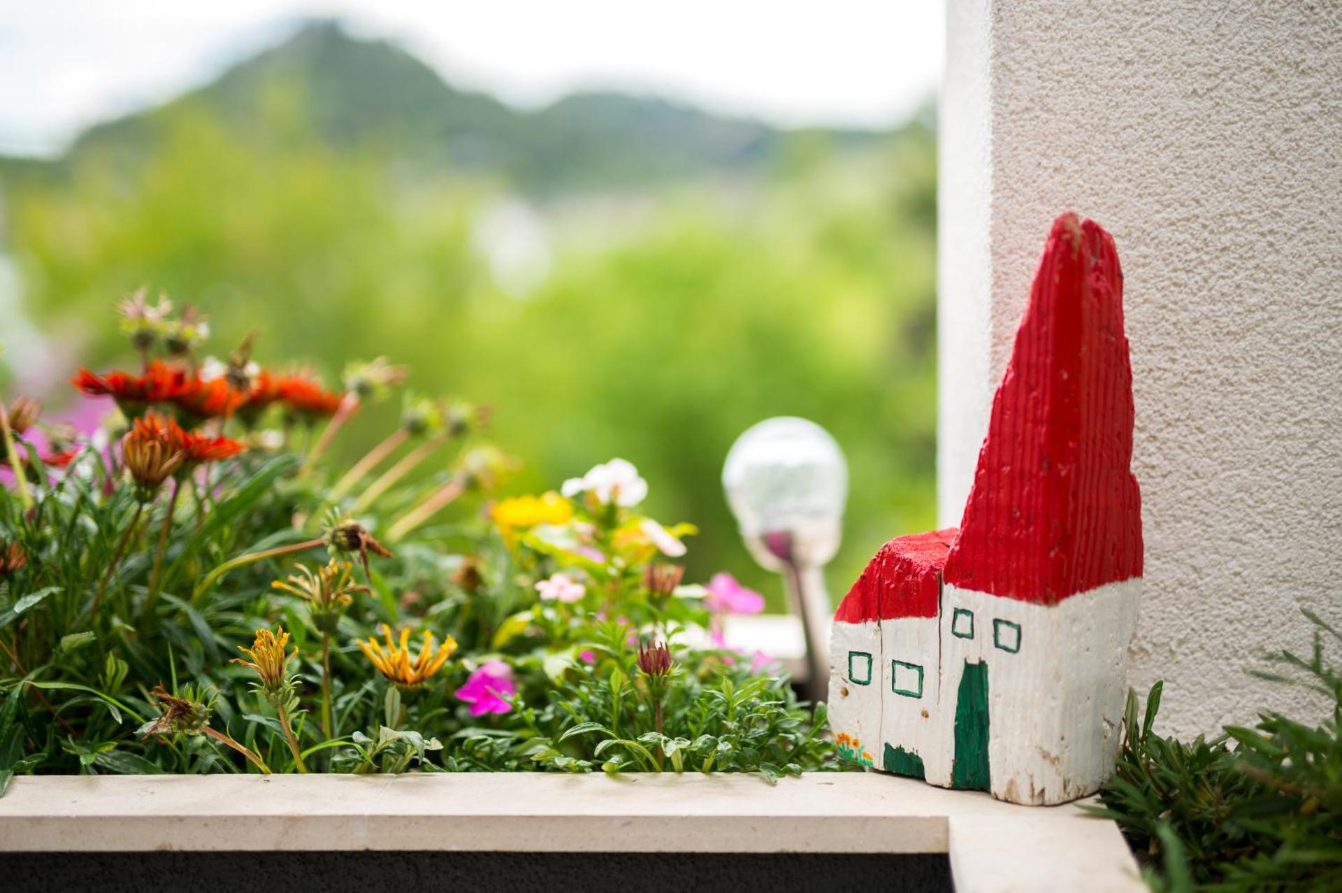 Logo/Certificate/Sign