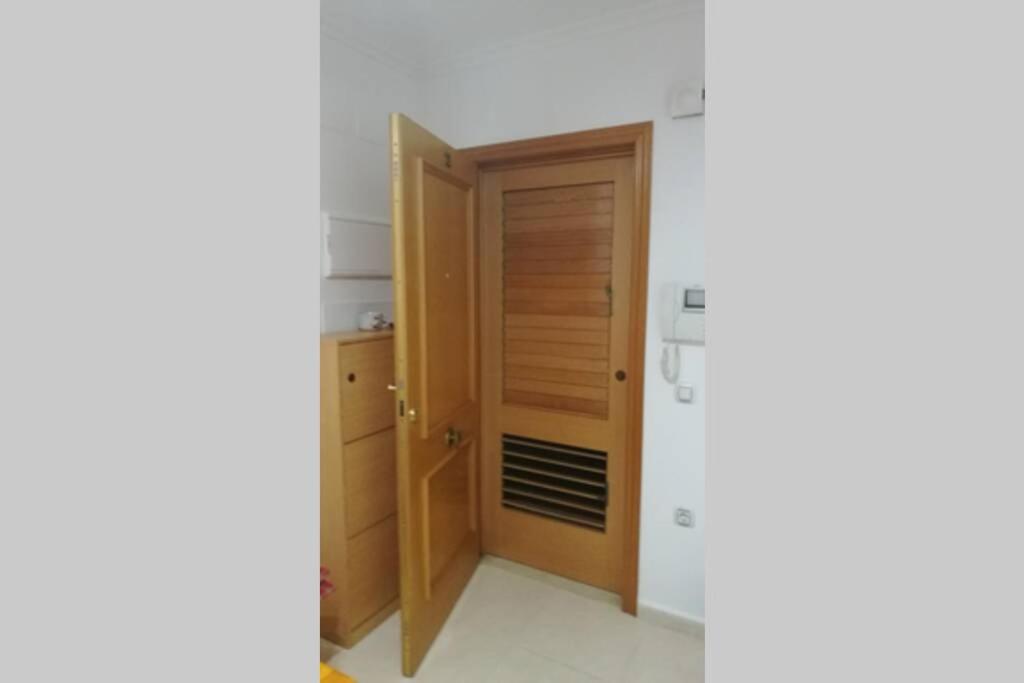 APARTAMENTOFAMILIAR, PLAYA, WIFI, PISCINA