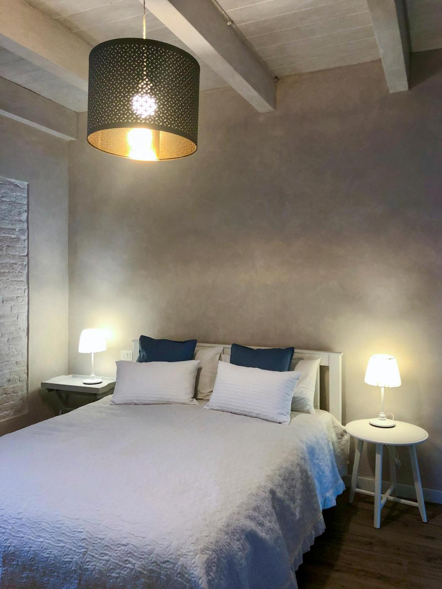 Deluxe Room (2 Adults + 1 Child)