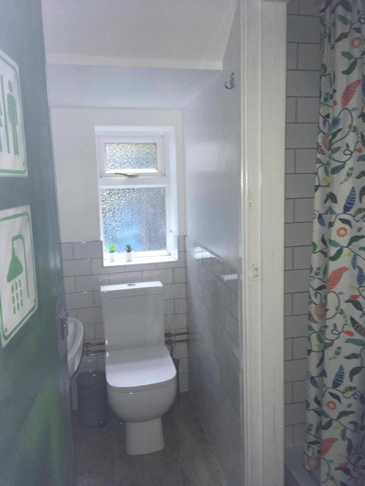 Deluxe Twin Garden View with Private External Bathroom Downstairs