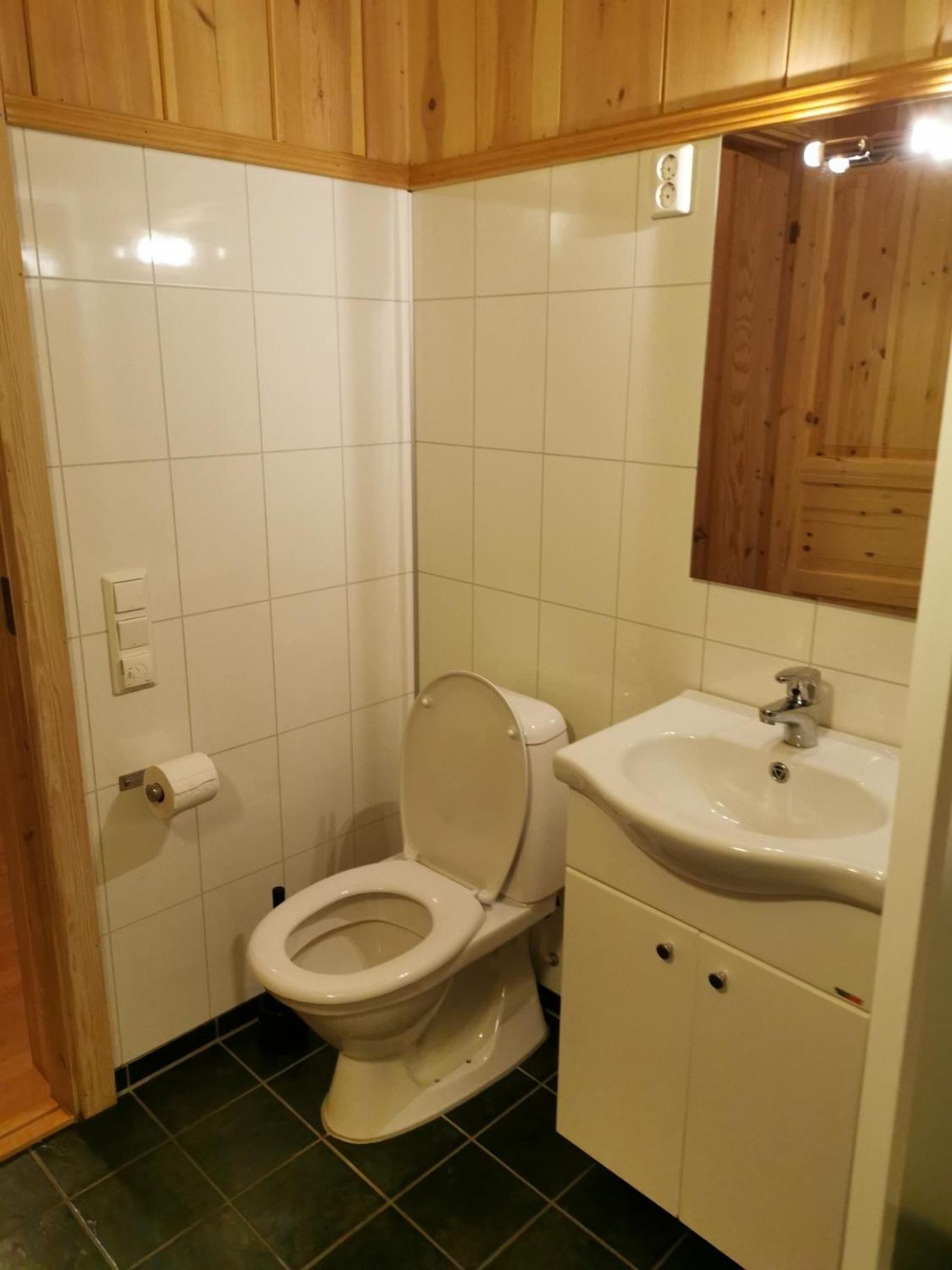 Apartment with Mountain View