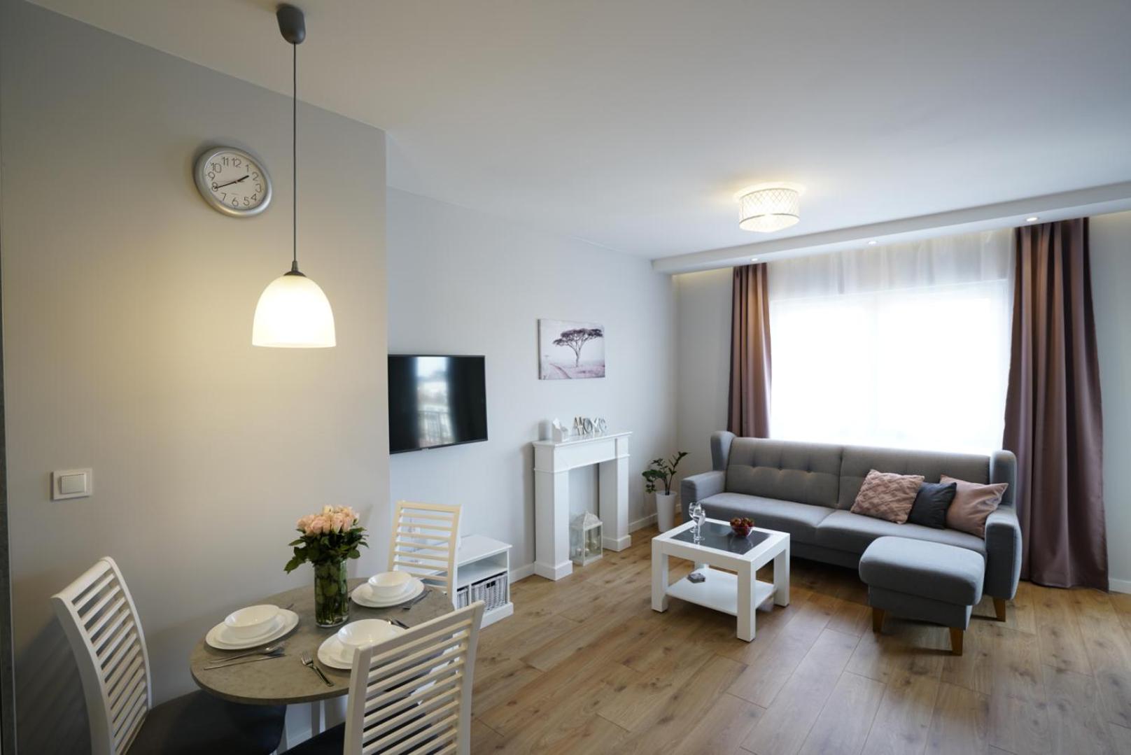 Apartament na Wspólnej ( centrum, garaż )