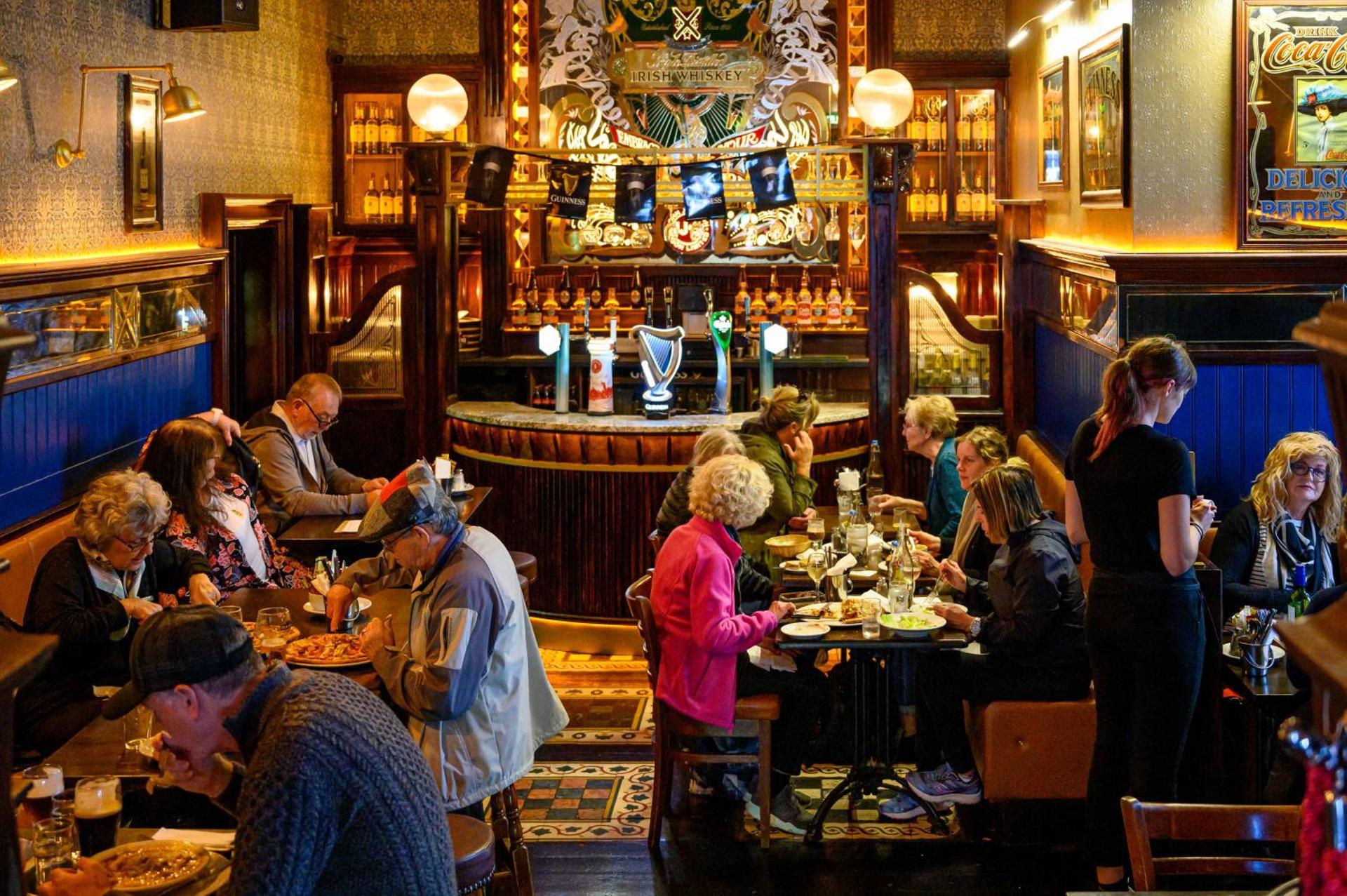 Thirteen On The Green - Eyre Square