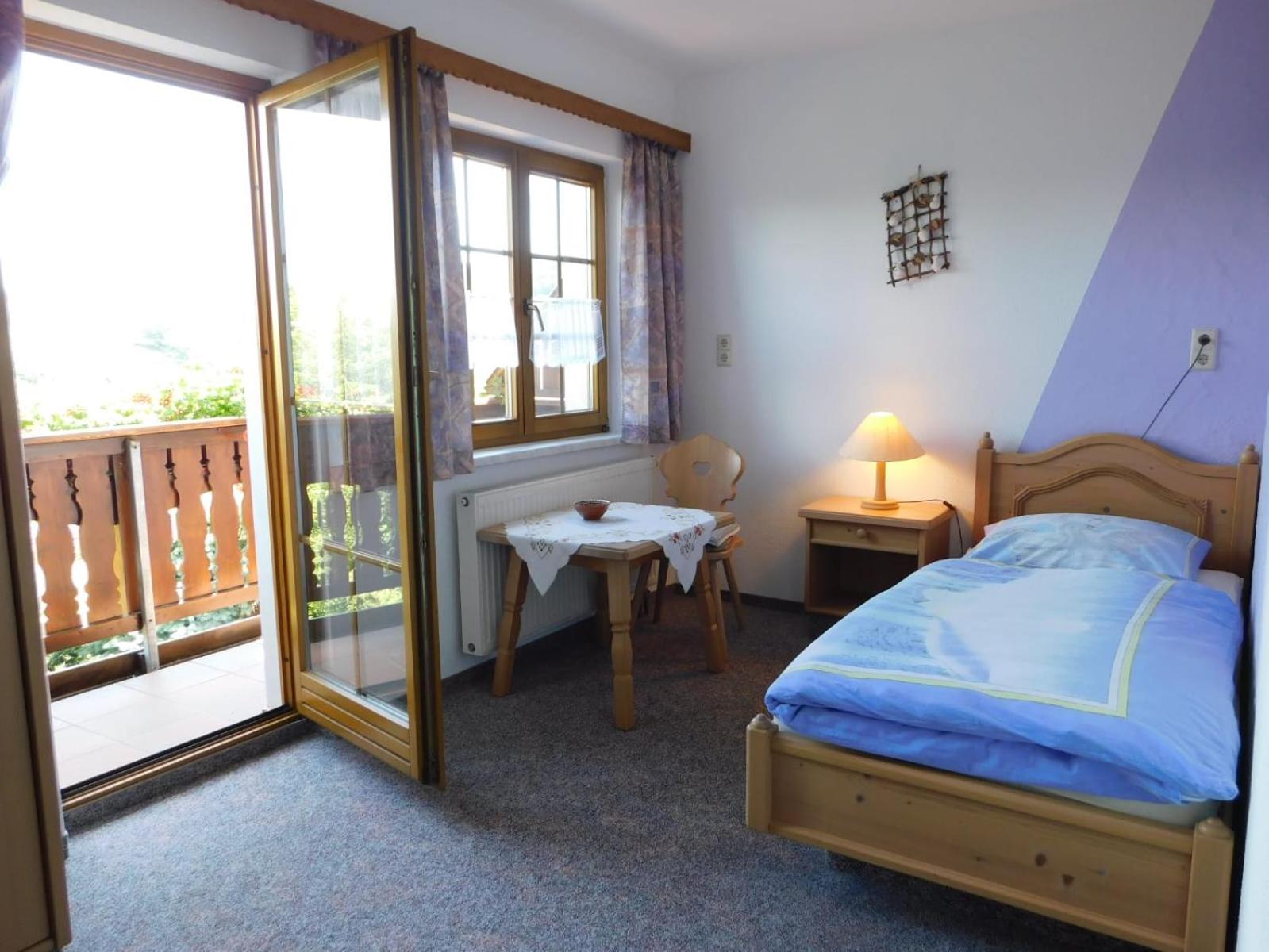 Single Room with Private Bathroom