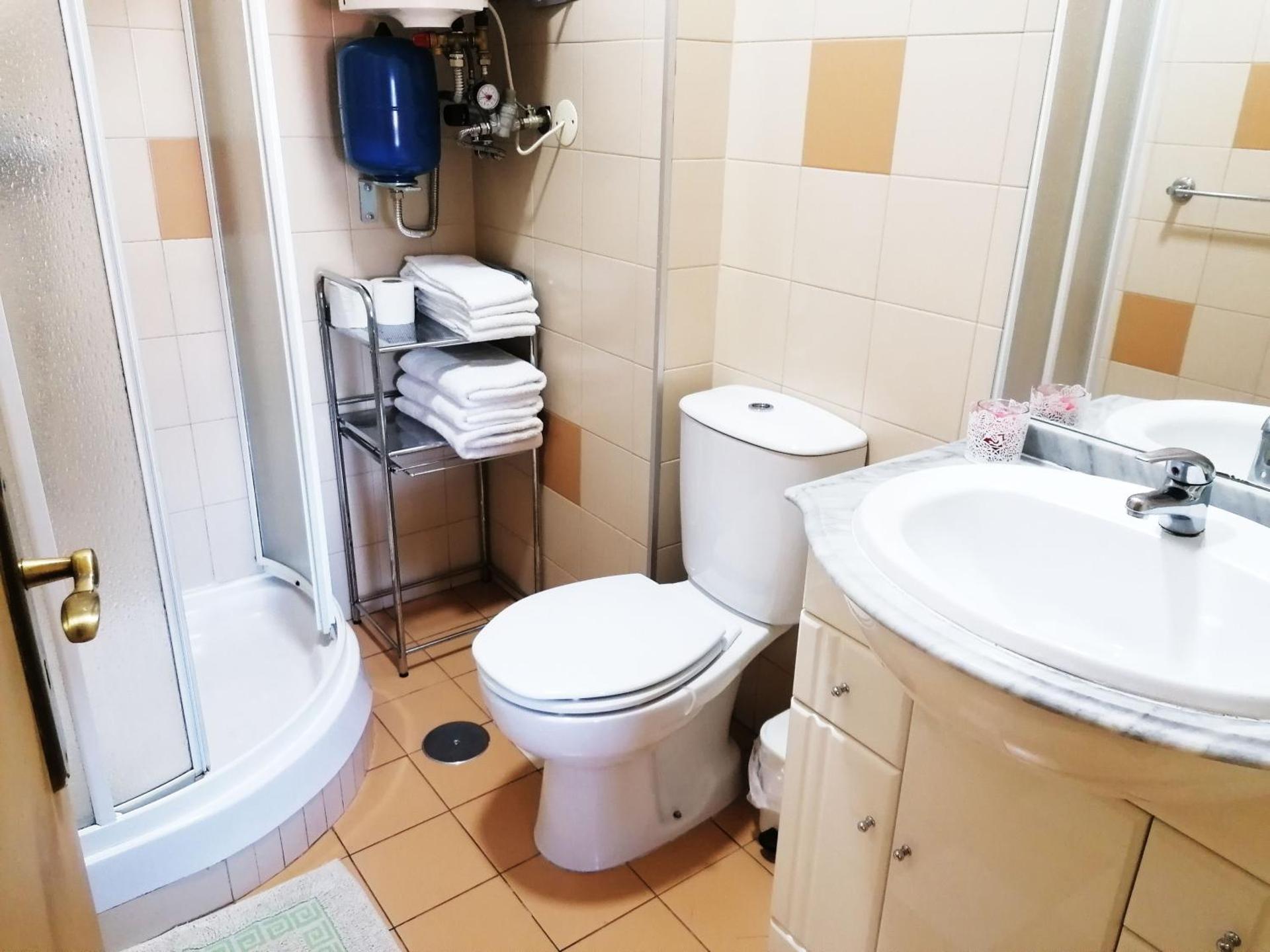 4-As center apartments