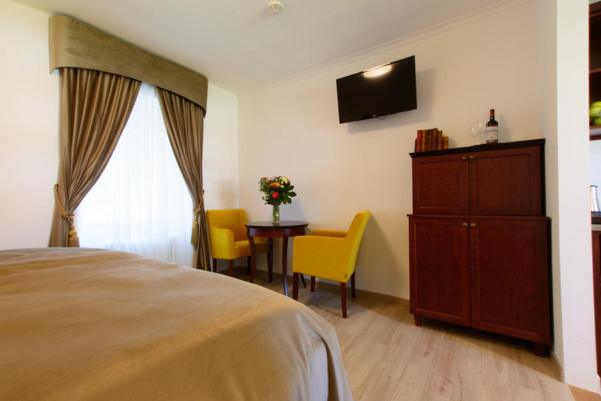 Lovecký zámek Karlštejn