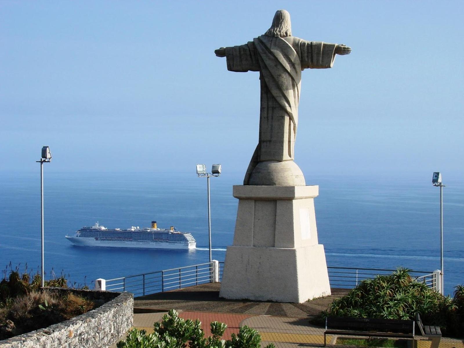 Villa Isabela - Car Rental for Free