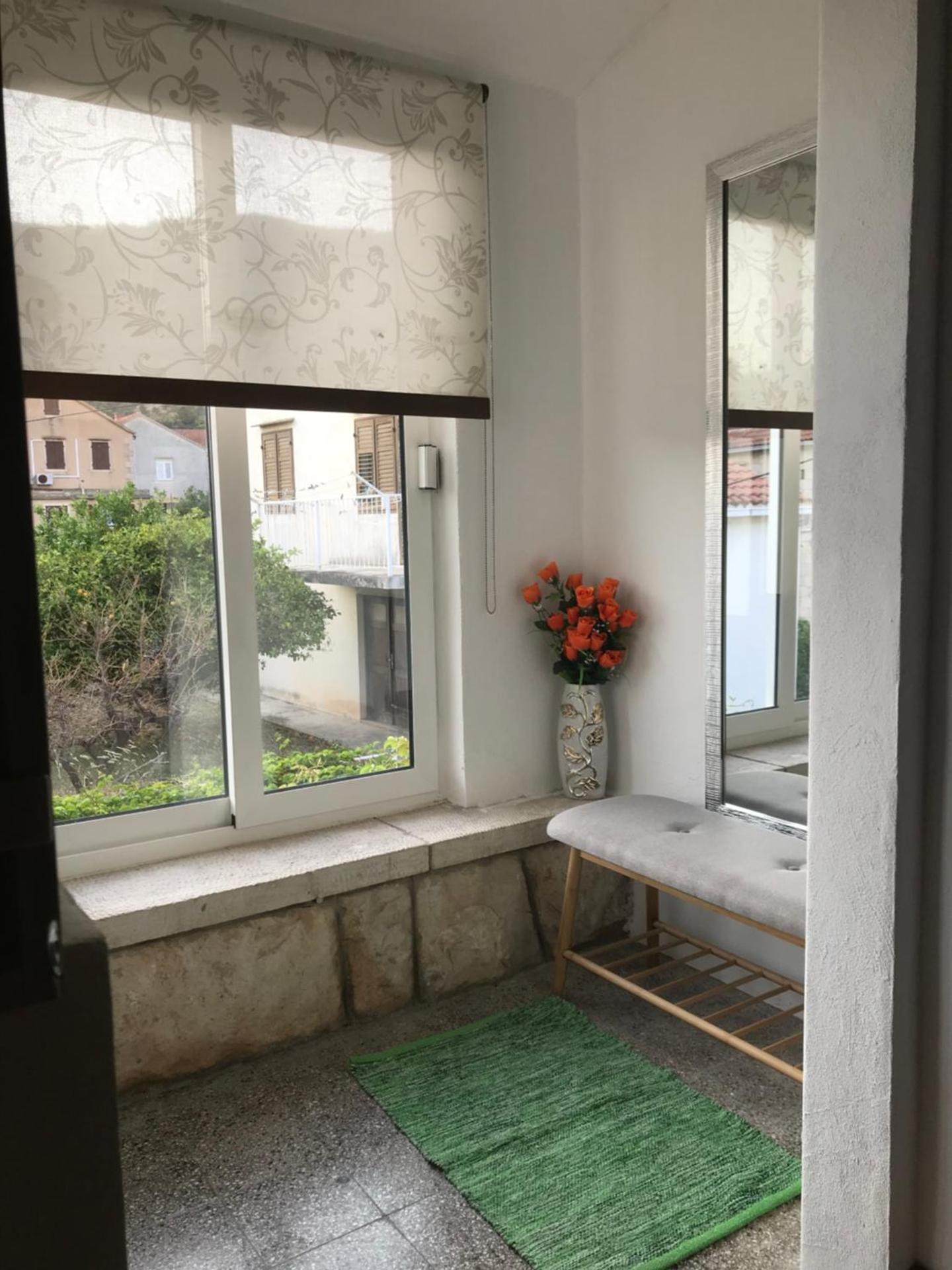 Anika Apartment Komiža