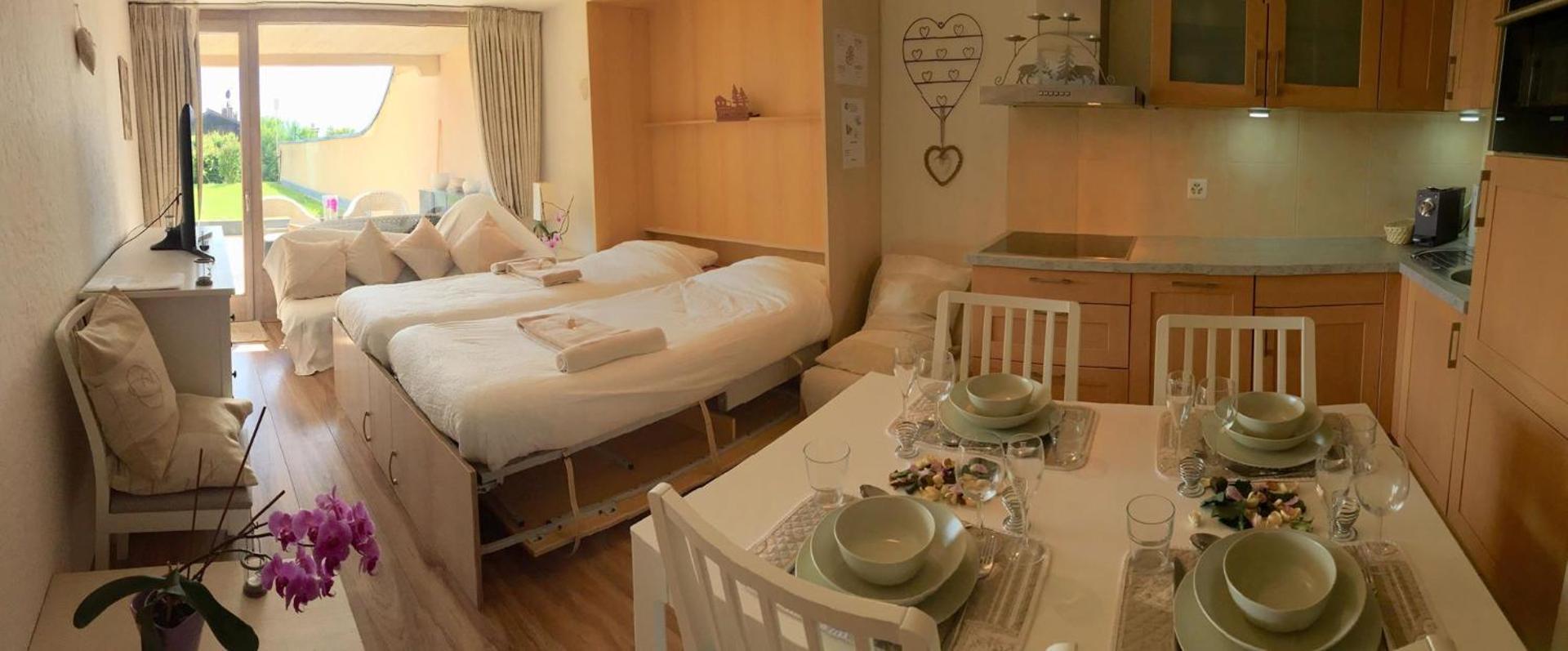 Photo of the whole room