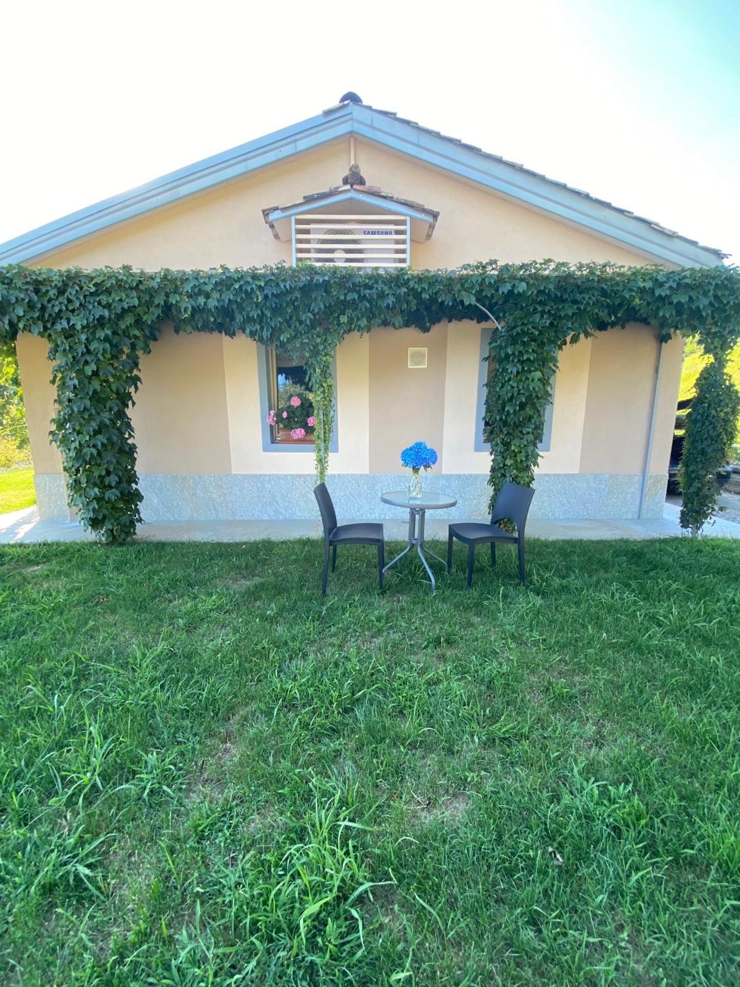 CASCINA SERRA ECO-HOUSE beb