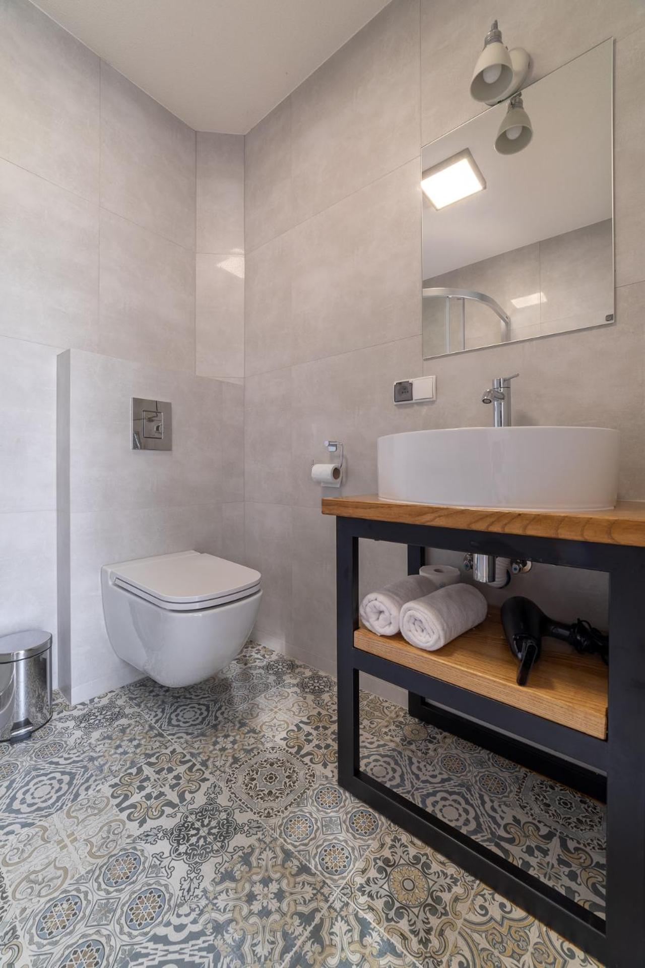 Triple Room with Private Bathroom