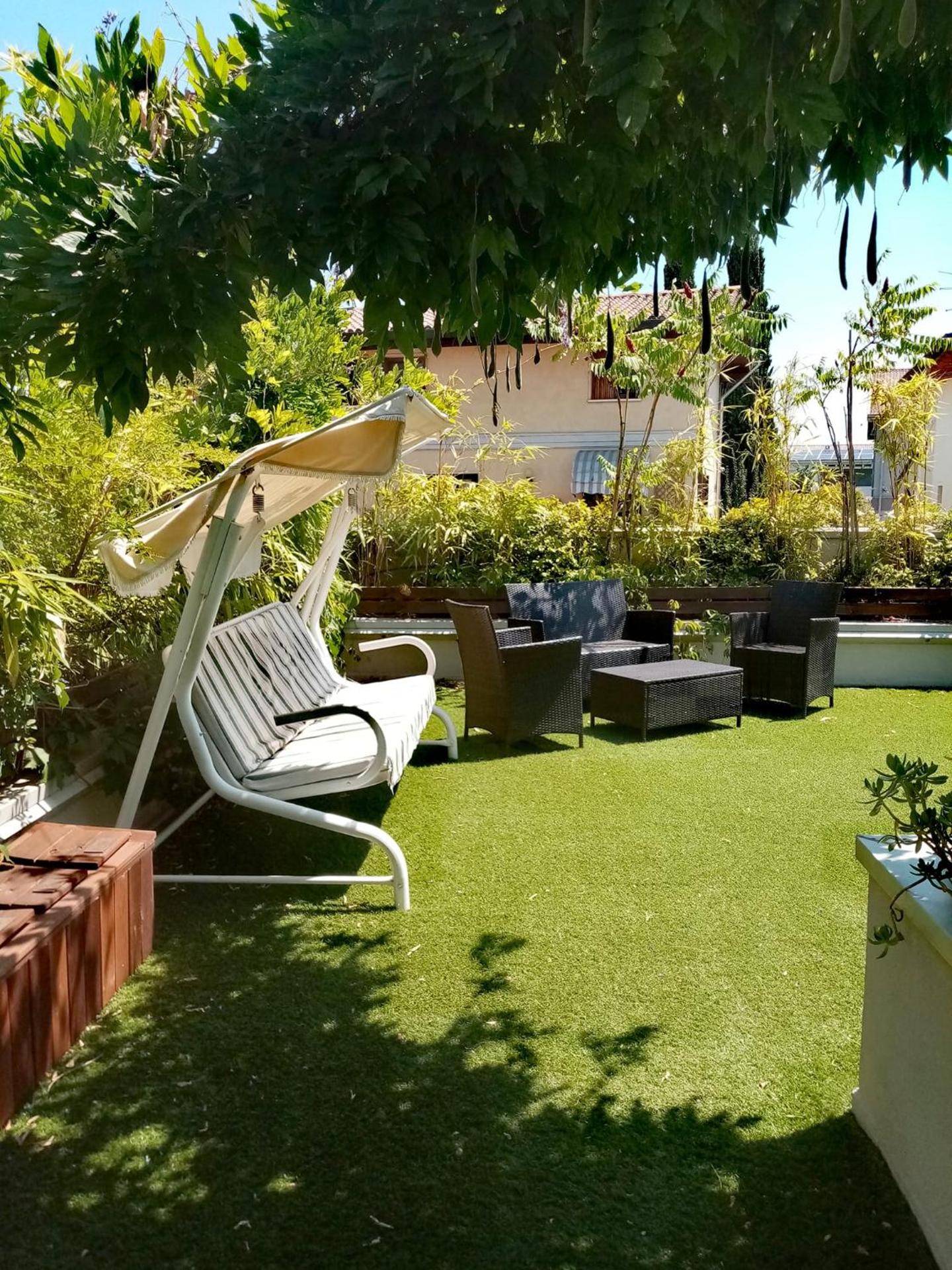 Harmony Lake Sirmione