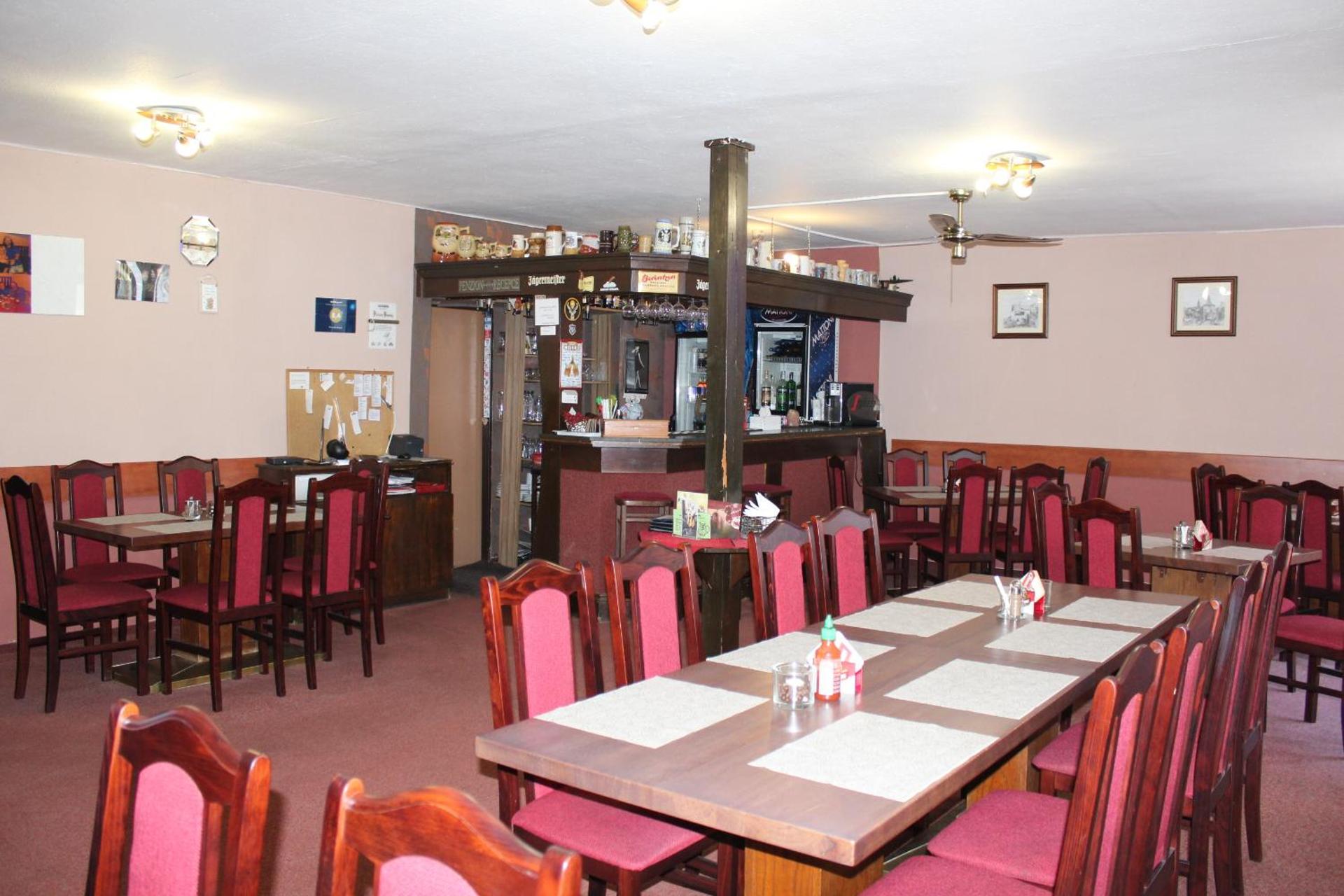 Restaurant/places to eat